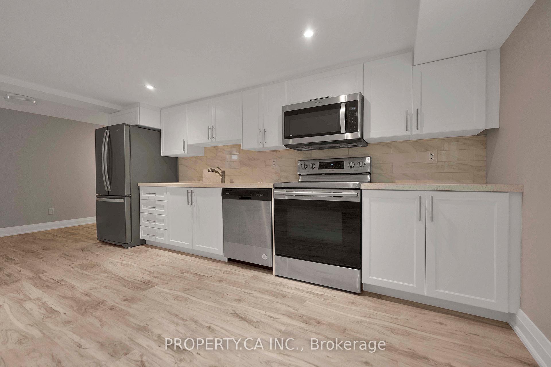 Photo 3 of Unit Lower, 17 Sable Drive, Hamilton, Ancaster — HOMEH