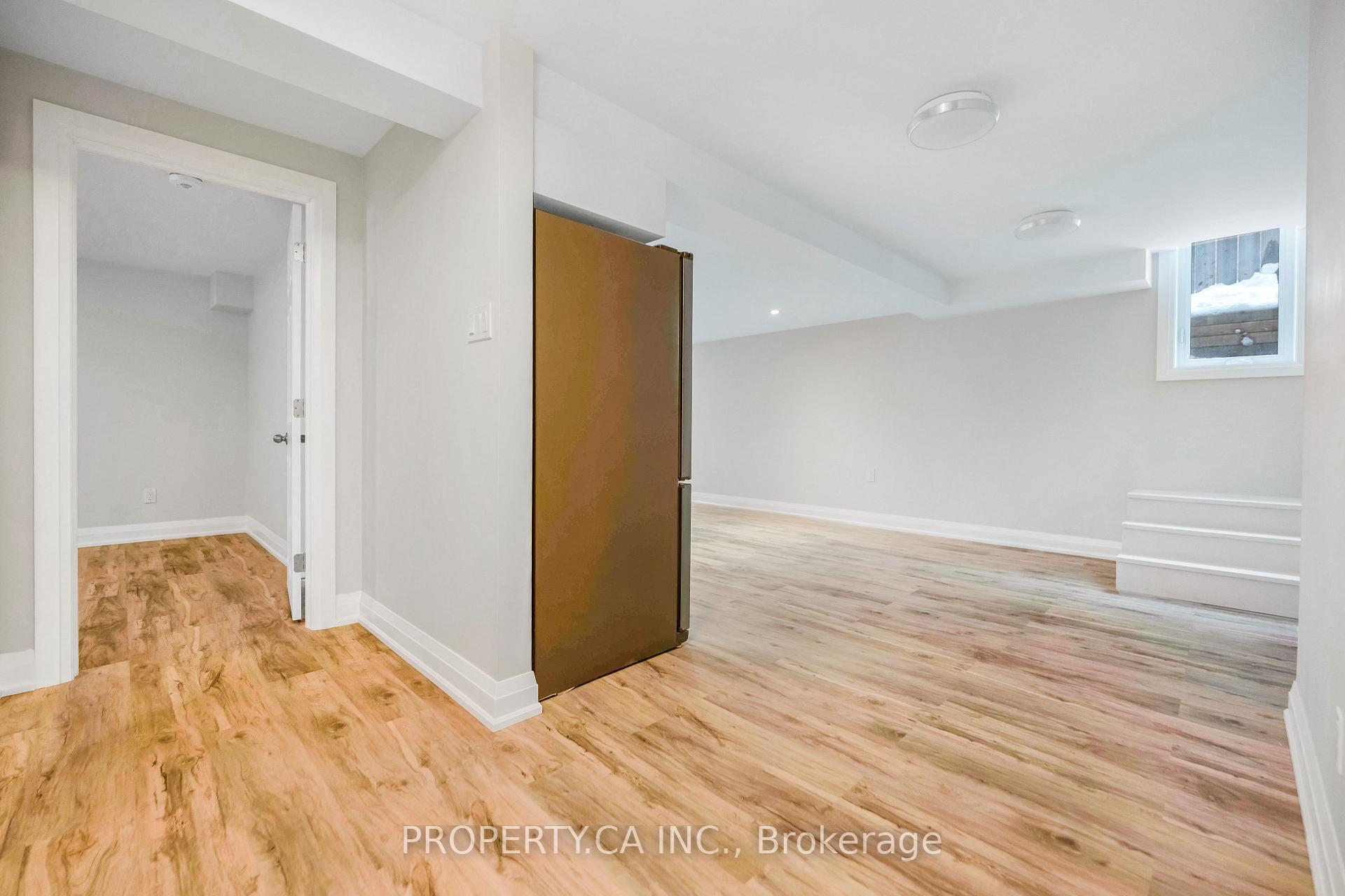 Photo 6 of Unit Lower, 17 Sable Drive, Hamilton, Ancaster — HOMEH