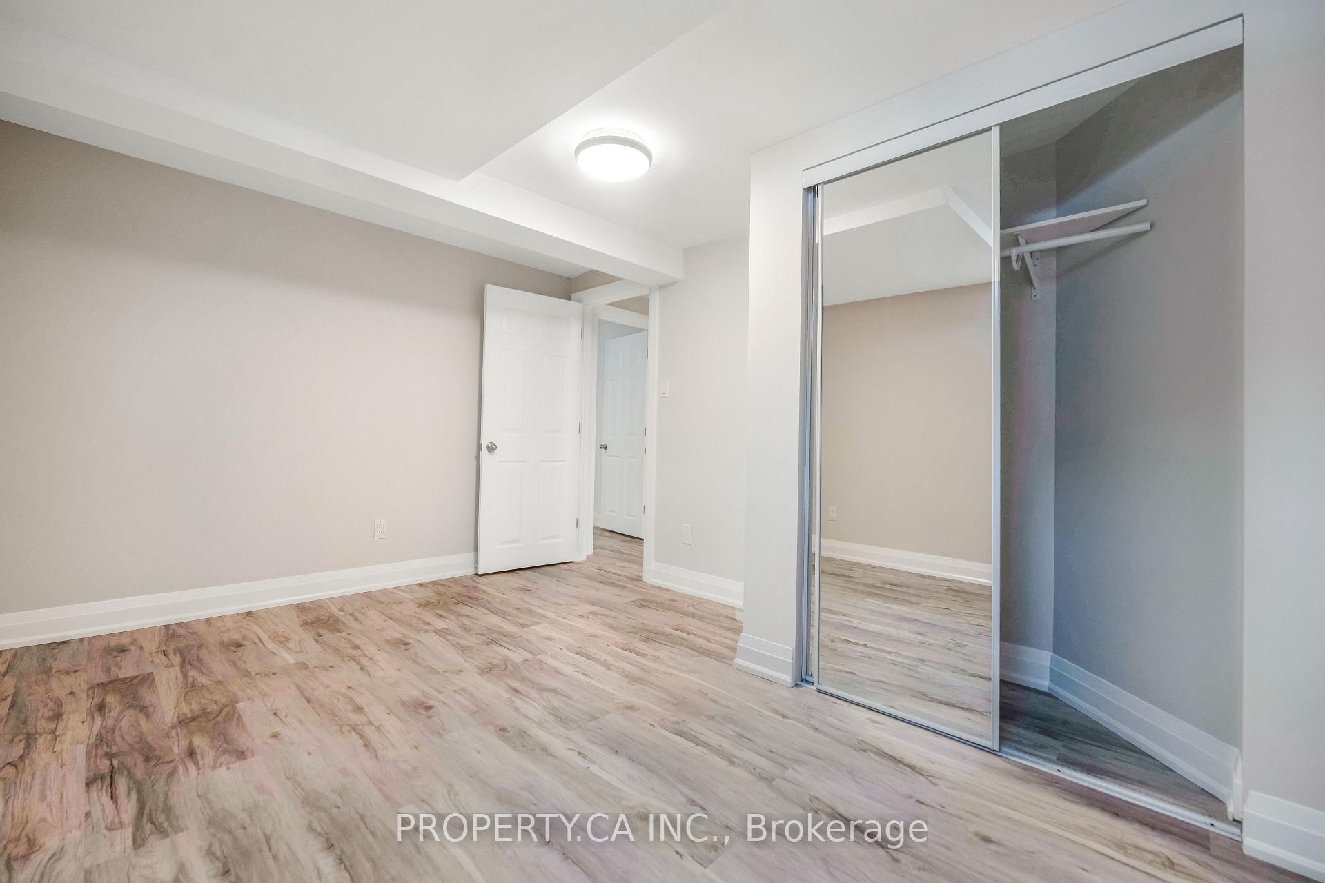 Photo 7 of Unit Lower, 17 Sable Drive, Hamilton, Ancaster — HOMEH