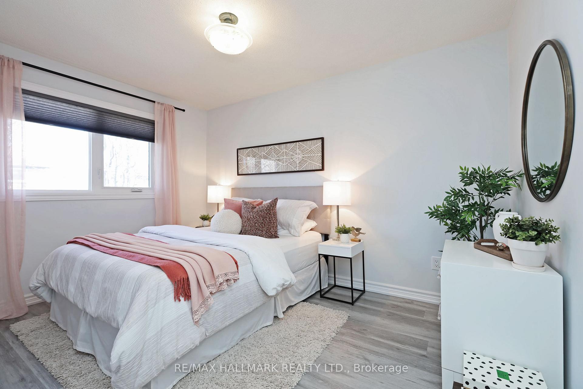 Photo 25 of 553 Raymerville Drive, Markham, Raymerville — HOMEH