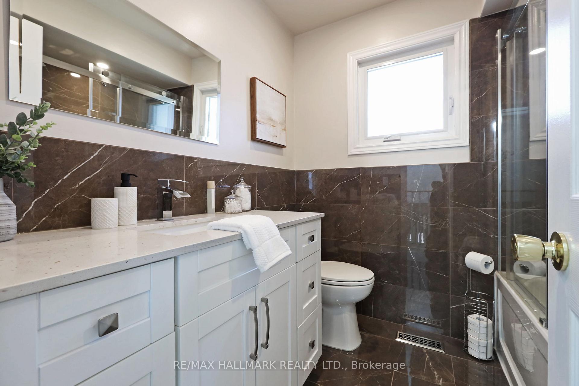 Photo 30 of 553 Raymerville Drive, Markham, Raymerville — HOMEH