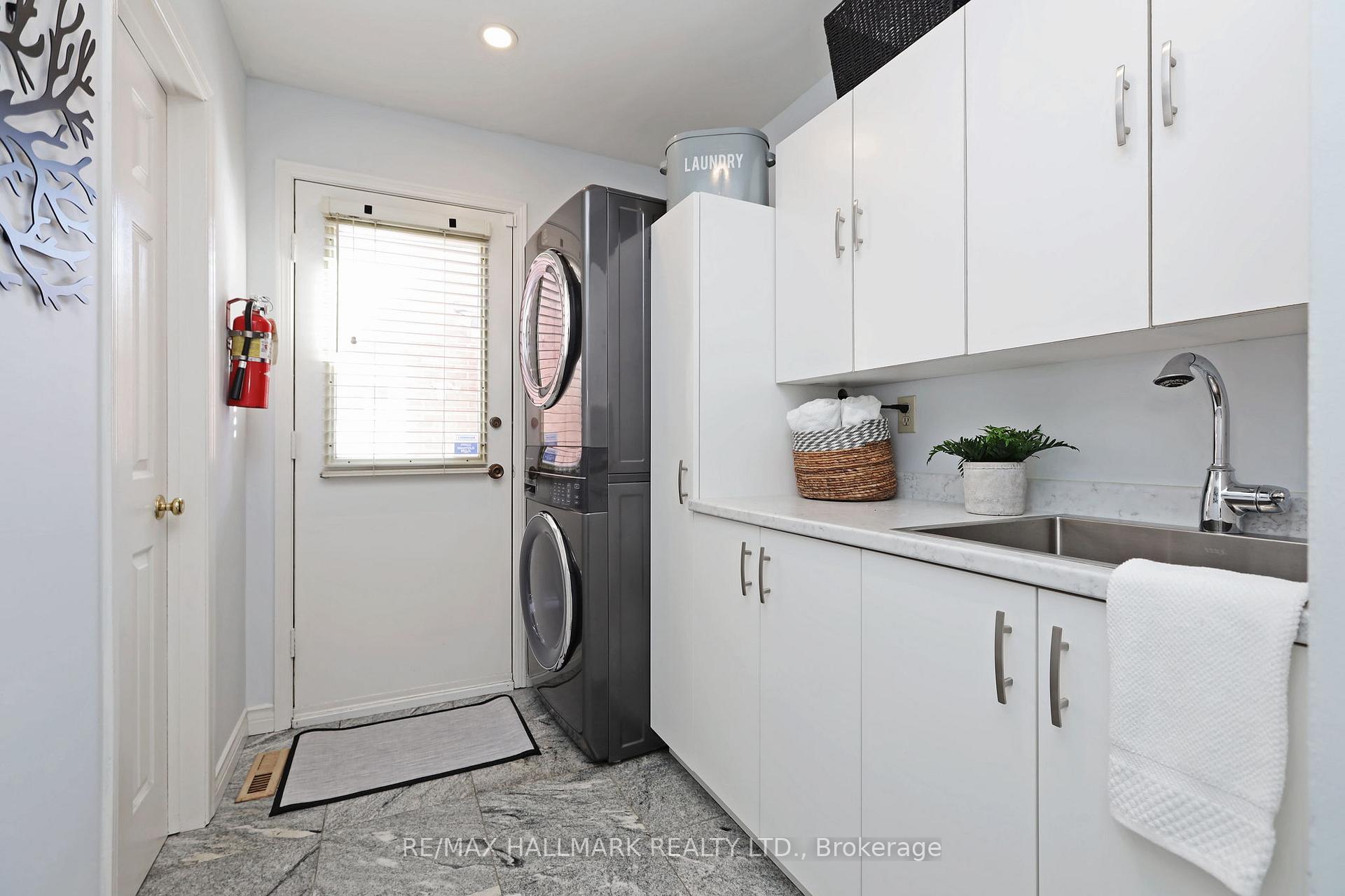 Photo 32 of 553 Raymerville Drive, Markham, Raymerville — HOMEH