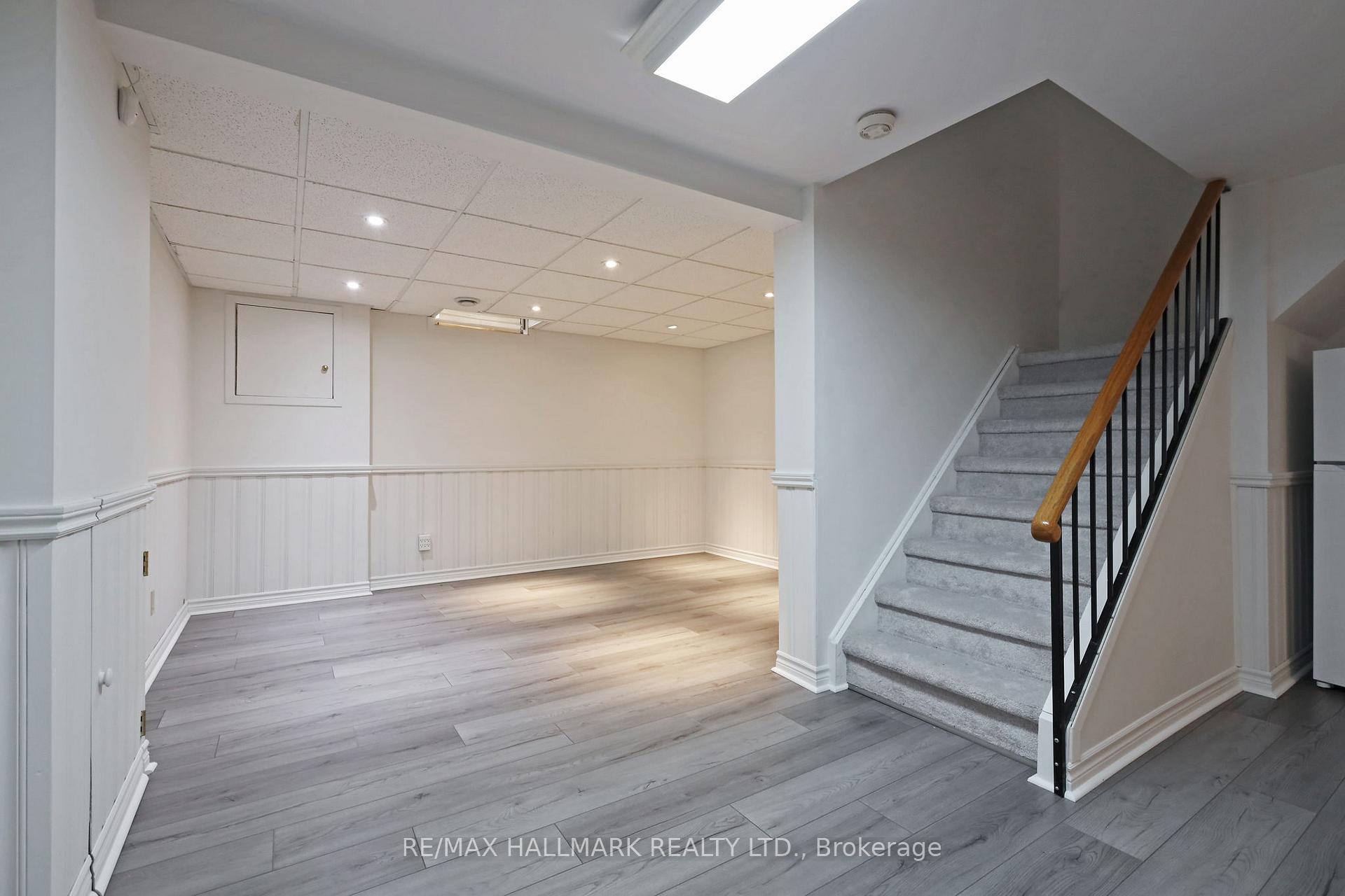 Photo 33 of 553 Raymerville Drive, Markham, Raymerville — HOMEH