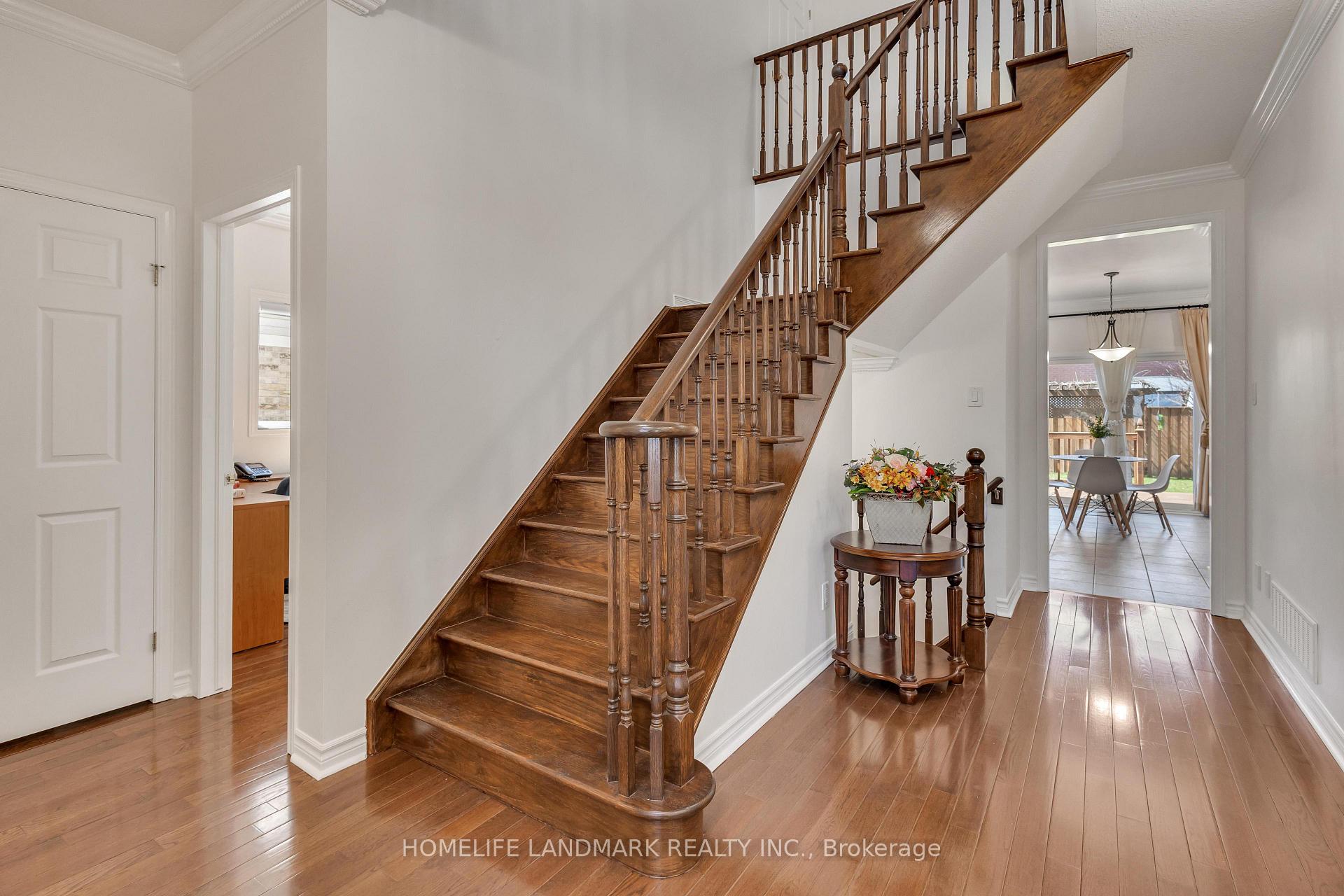 Photo 20 of 261 Waterbend Crescent, Kitchener — HOMEH