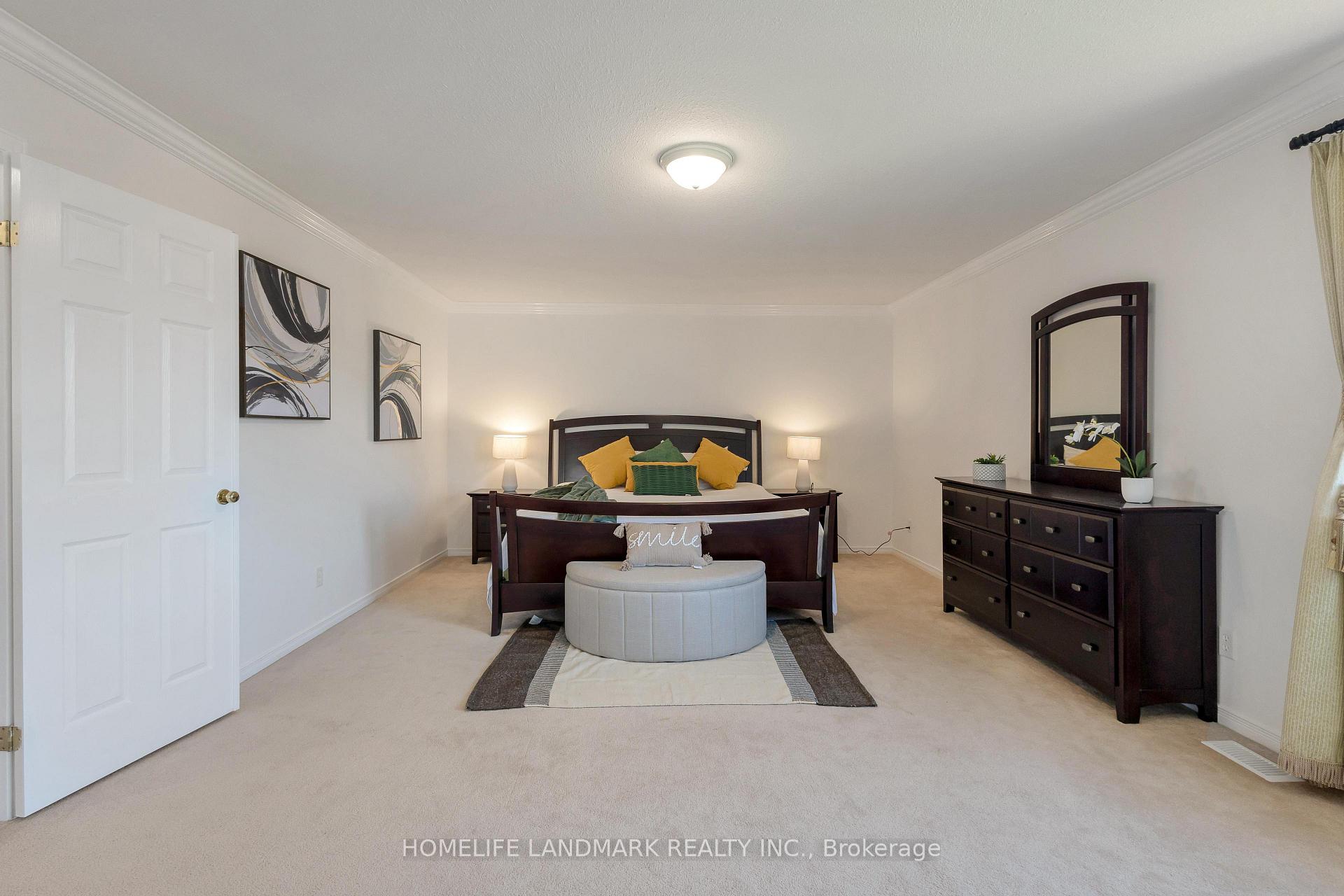 Photo 26 of 261 Waterbend Crescent, Kitchener — HOMEH