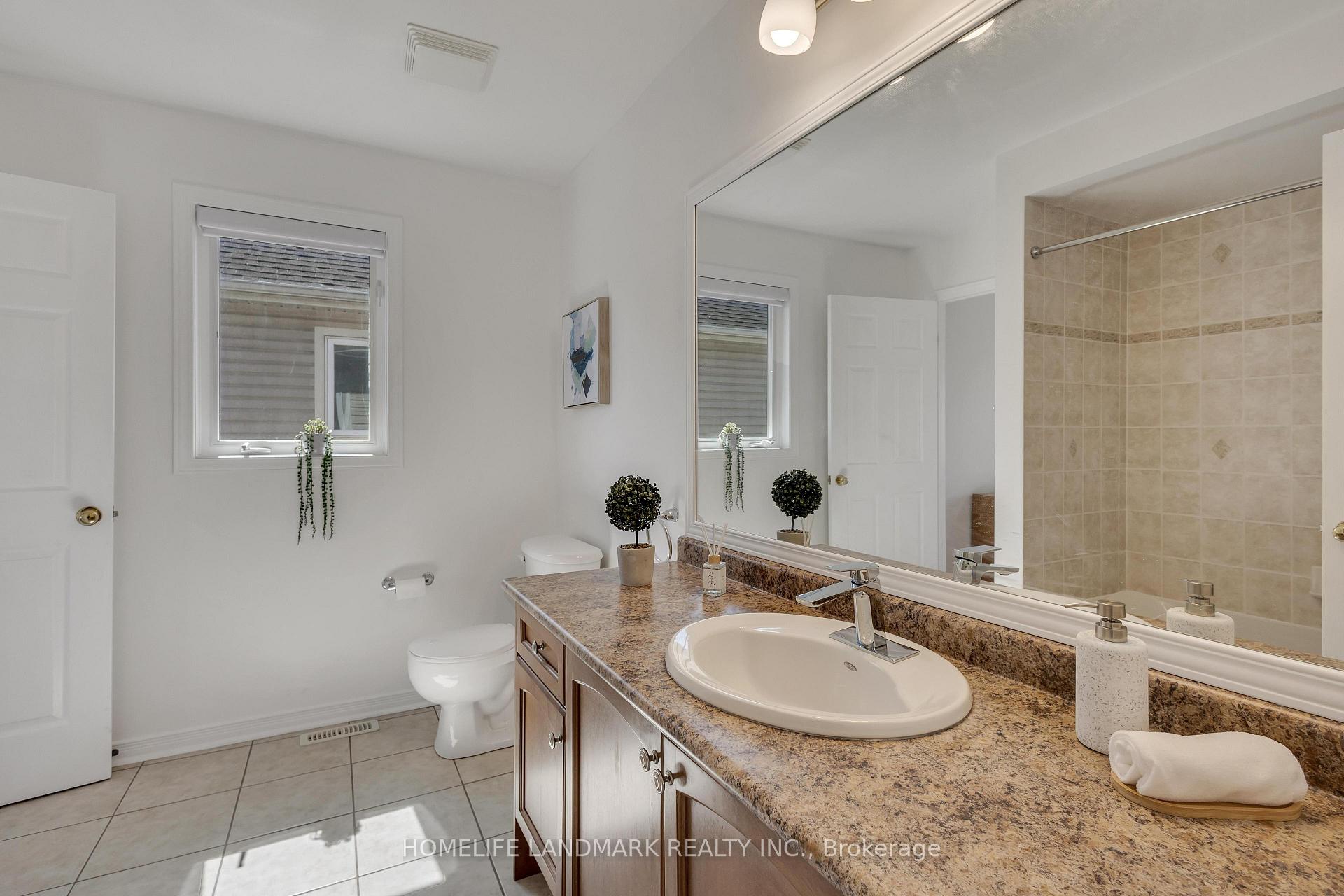 Photo 38 of 261 Waterbend Crescent, Kitchener — HOMEH