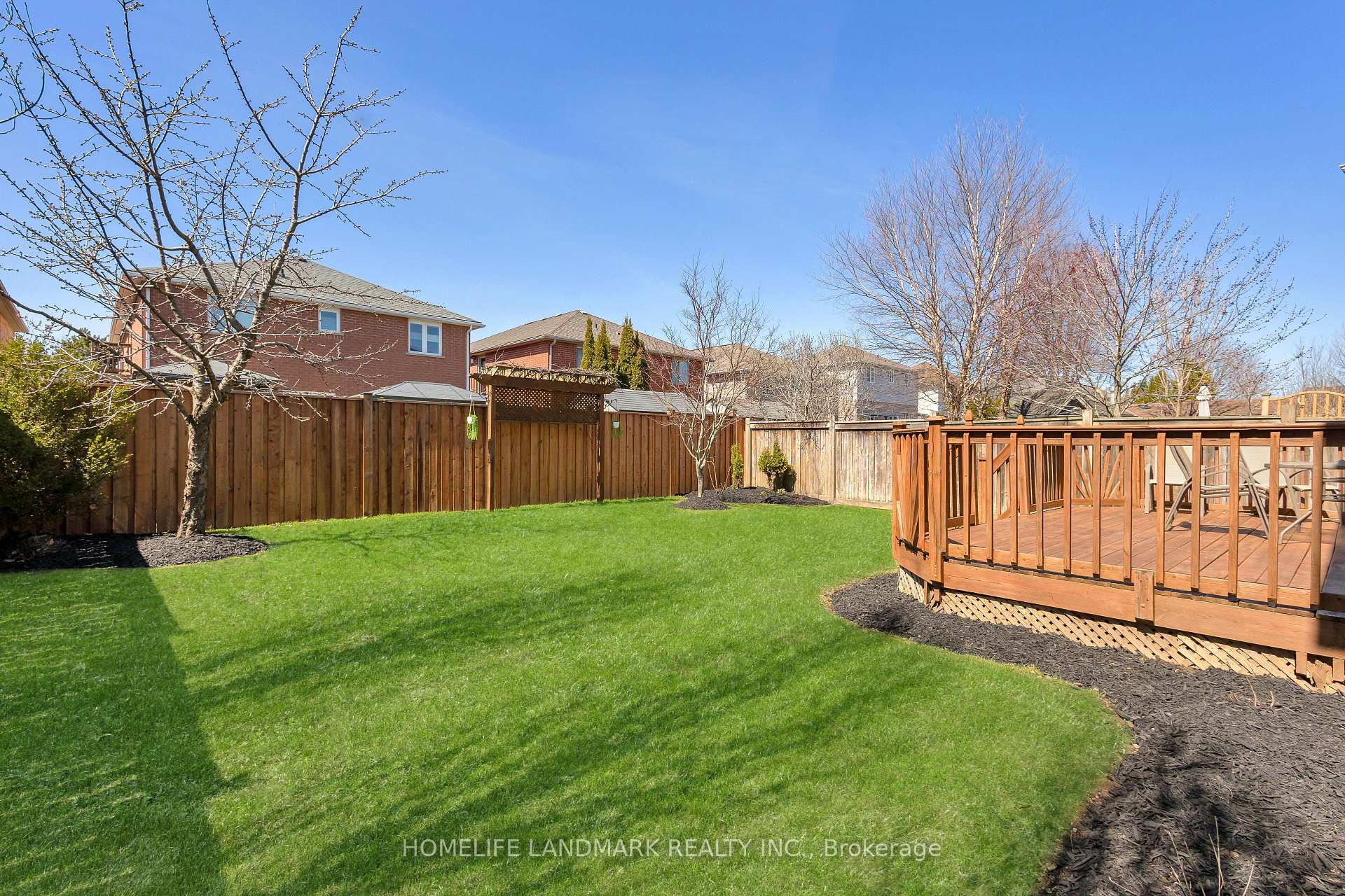 Photo 47 of 261 Waterbend Crescent, Kitchener — HOMEH