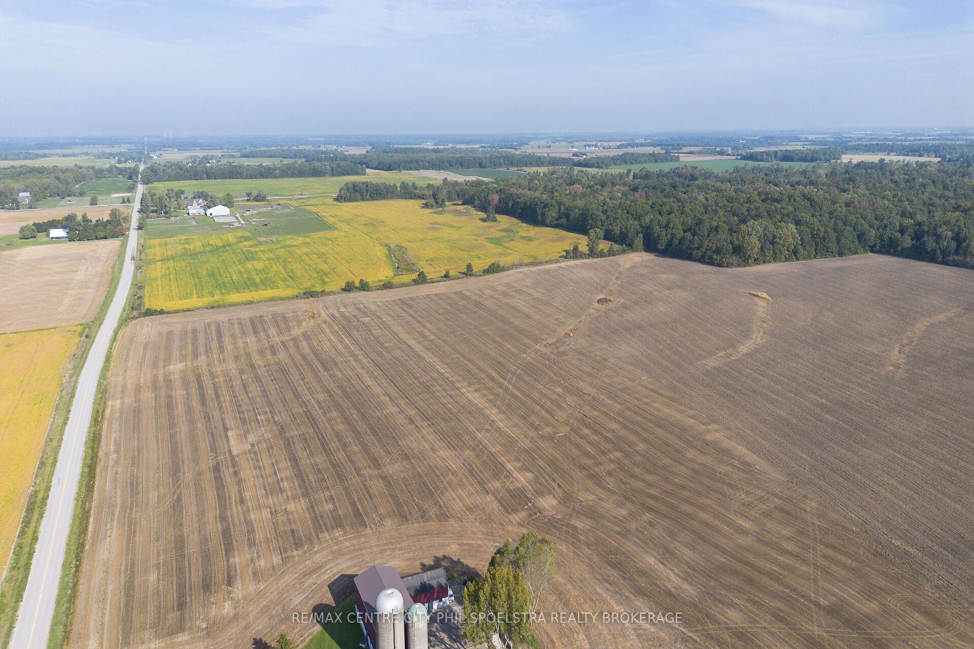 Photo 6 of 24734 Poplar Hill Road, Middlesex Centre, Rural Middlesex Centre — HOMEH