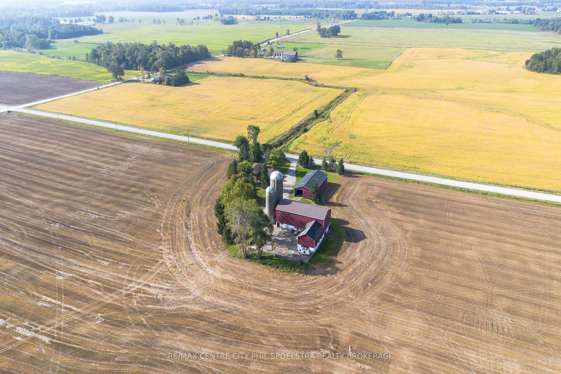 Photo 12 of 24734 Poplar Hill Road, Middlesex Centre, Rural Middlesex Centre — HOMEH