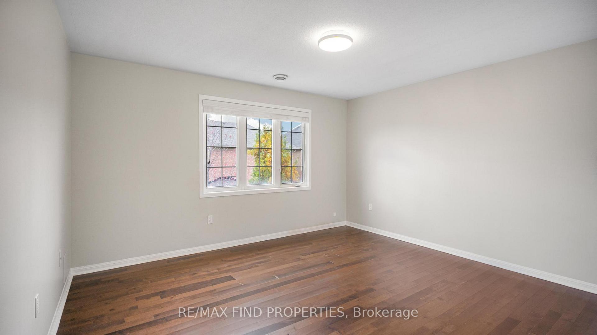 Photo 19 of 381 Ware Crescent, Milton, Harrison — HOMEH