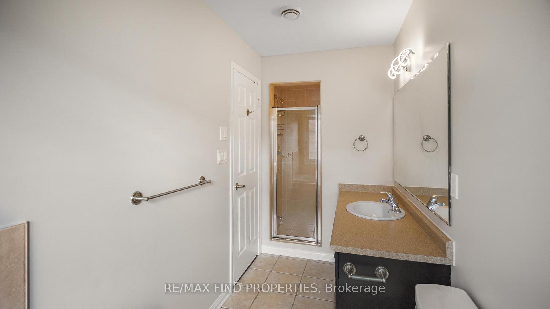 Photo 26 of 381 Ware Crescent, Milton, Harrison — HOMEH