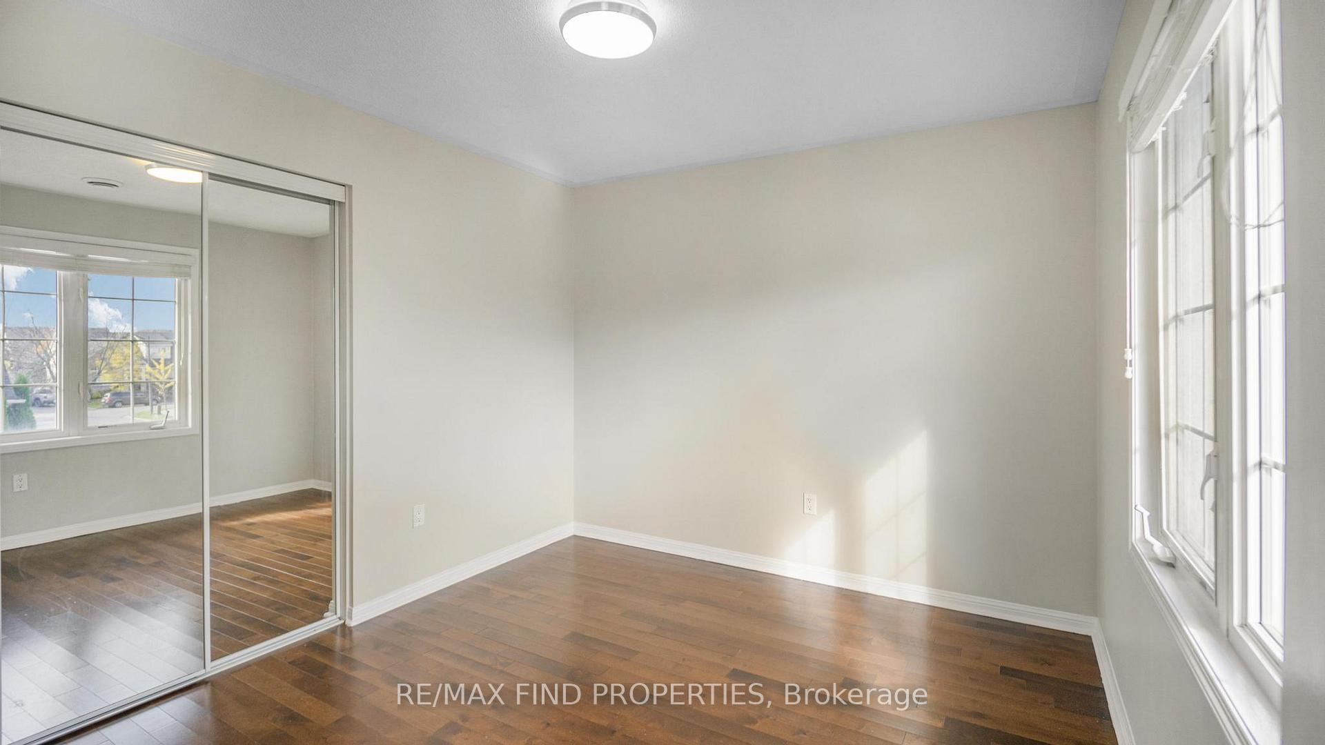 Photo 29 of 381 Ware Crescent, Milton, Harrison — HOMEH