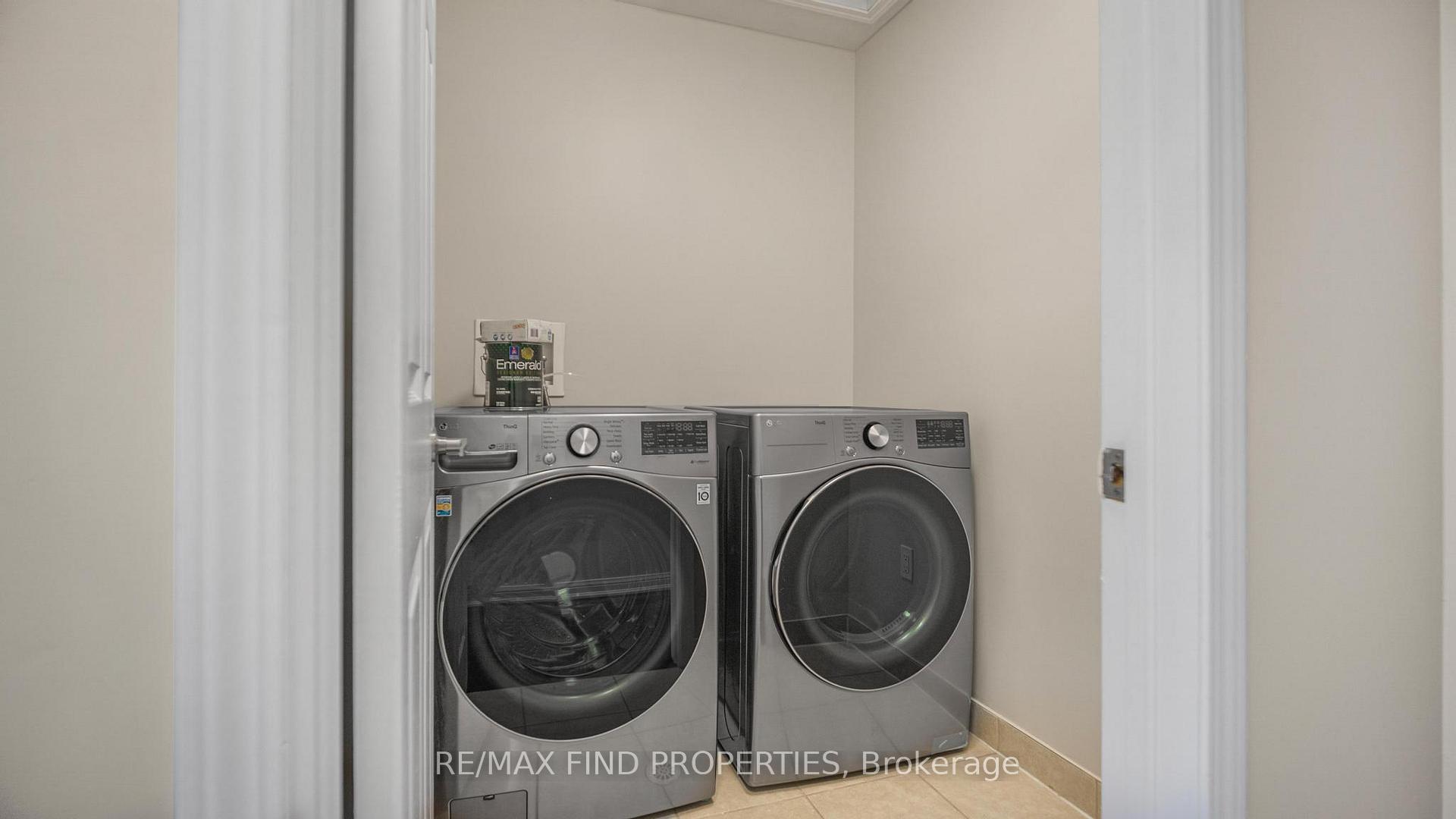 Photo 33 of 381 Ware Crescent, Milton, Harrison — HOMEH