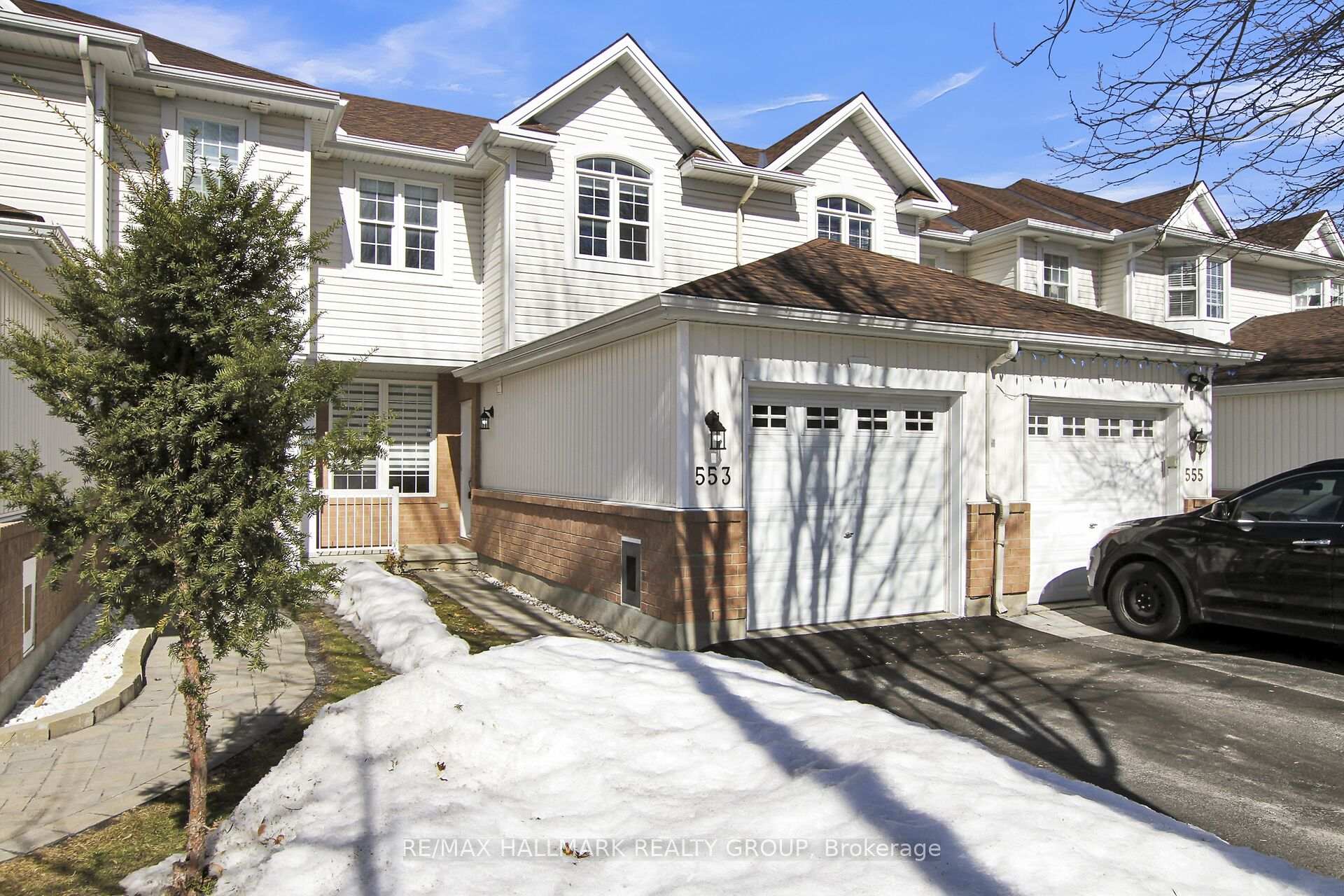 Photo 2 of 553 Aberfoyle Circle N, Ottawa, Kanata - Morgan's Grant/South March — HOMEH