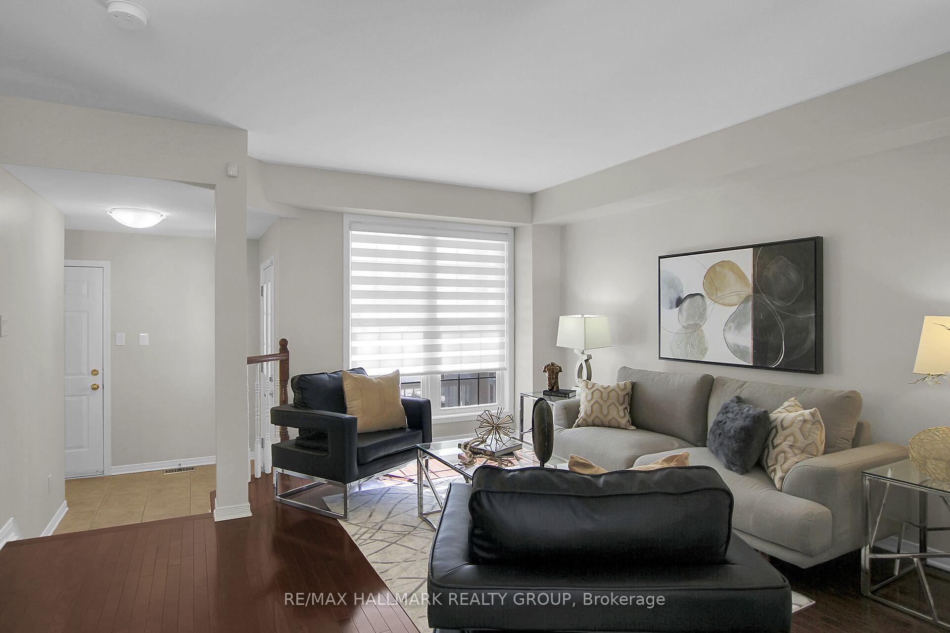 Photo 11 of 553 Aberfoyle Circle N, Ottawa, Kanata - Morgan's Grant/South March — HOMEH