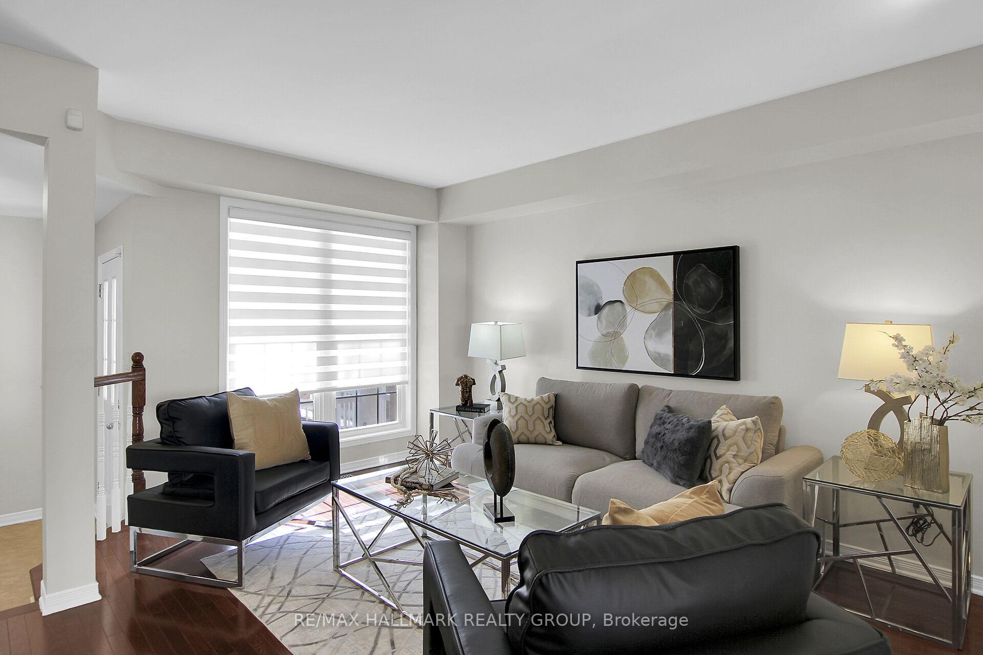 Photo 12 of 553 Aberfoyle Circle N, Ottawa, Kanata - Morgan's Grant/South March — HOMEH