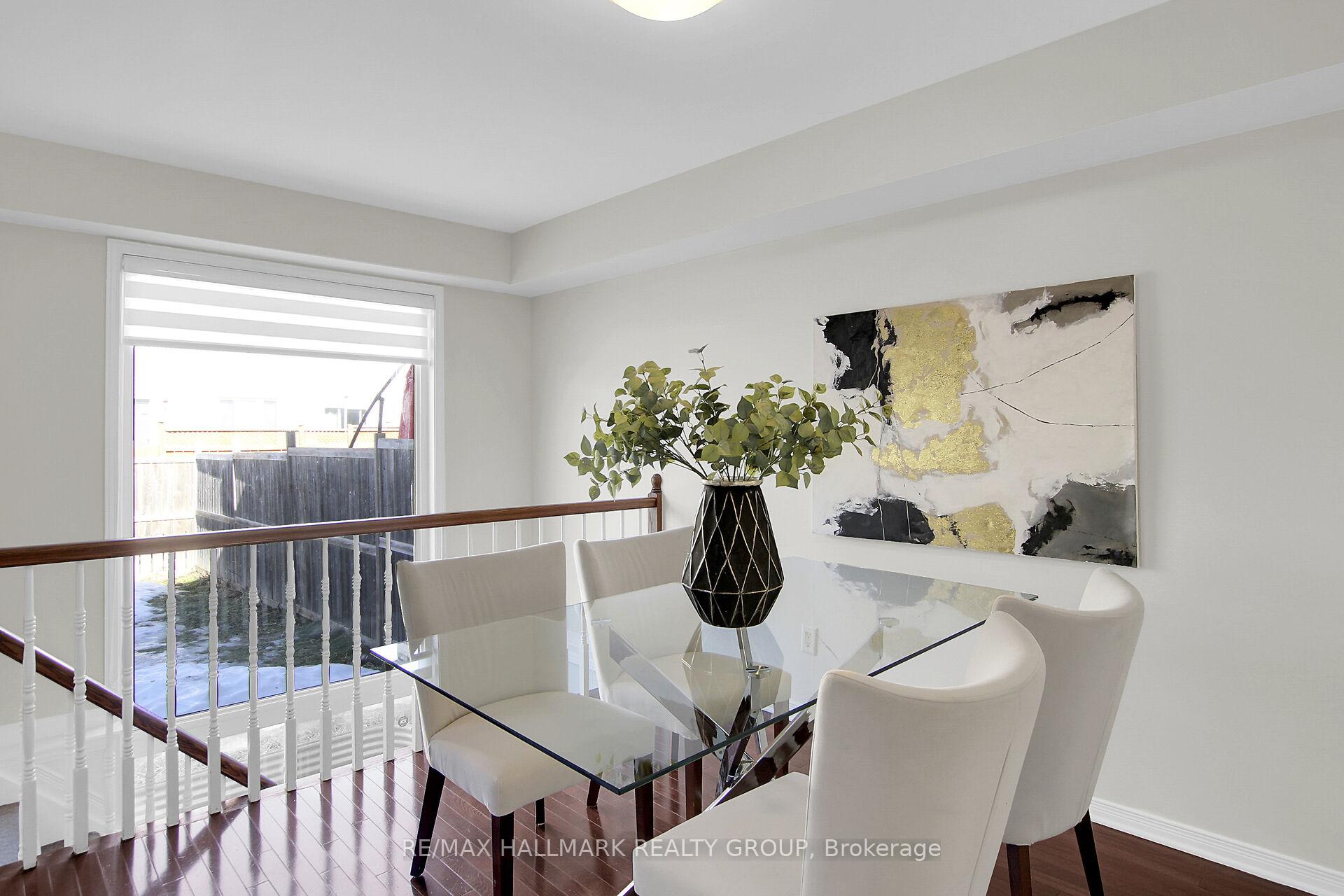 Photo 16 of 553 Aberfoyle Circle N, Ottawa, Kanata - Morgan's Grant/South March — HOMEH