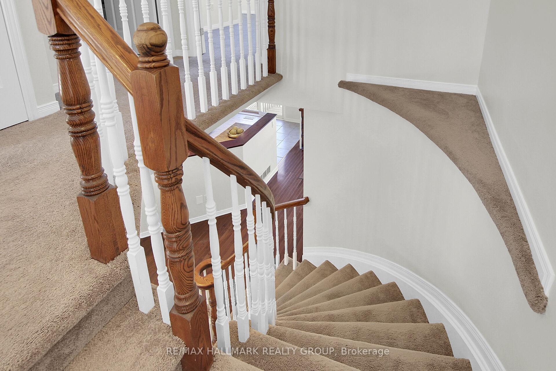 Photo 29 of 553 Aberfoyle Circle N, Ottawa, Kanata - Morgan's Grant/South March — HOMEH