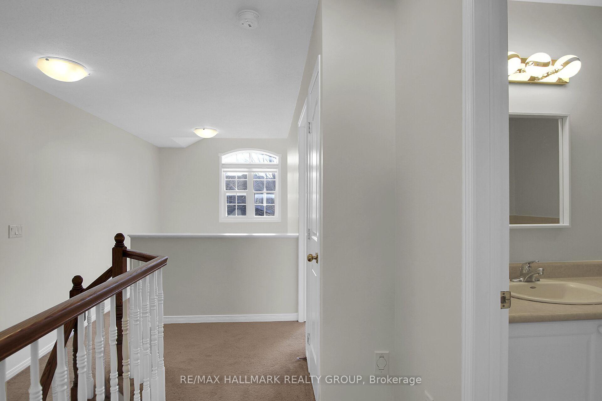 Photo 30 of 553 Aberfoyle Circle N, Ottawa, Kanata - Morgan's Grant/South March — HOMEH