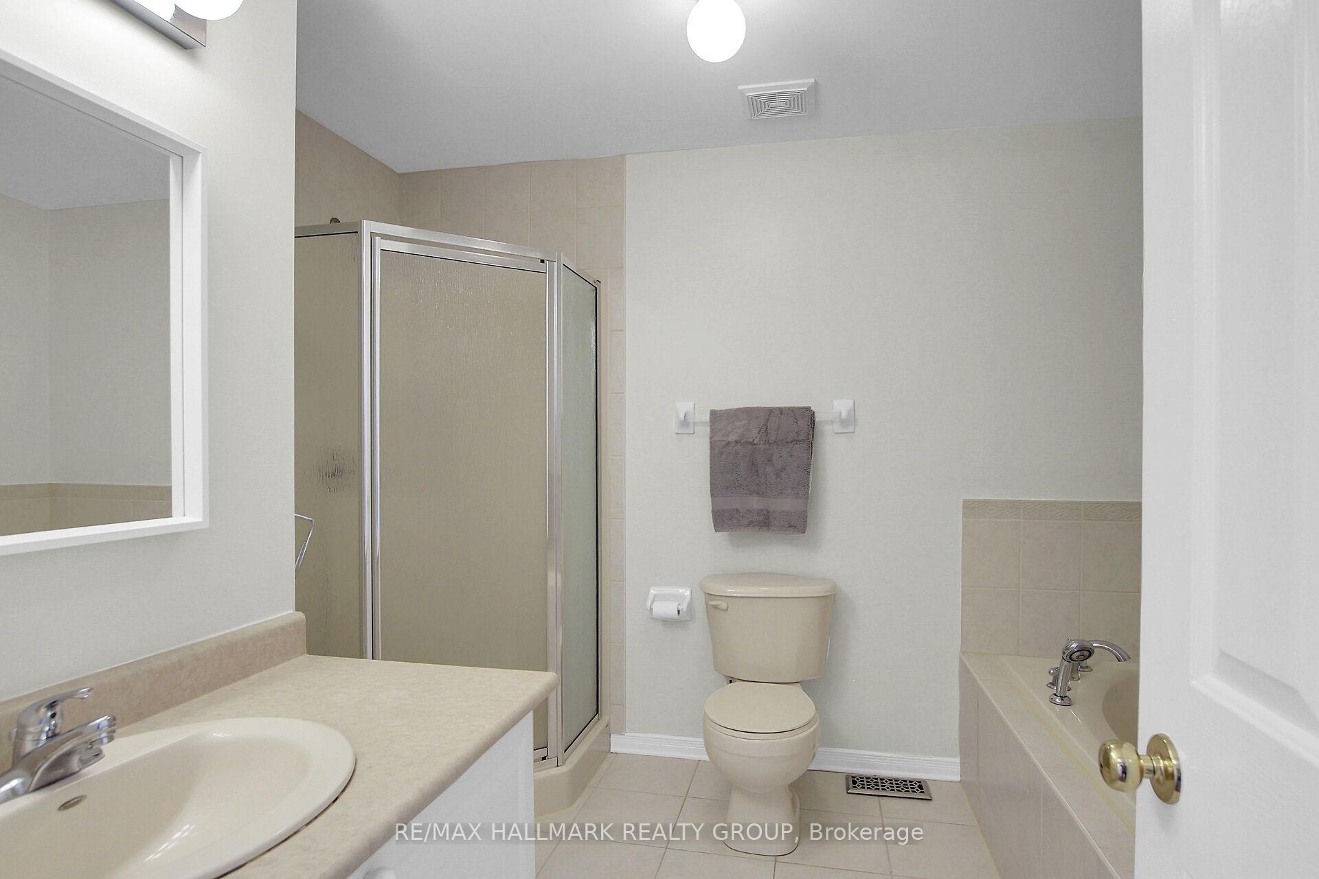 Photo 36 of 553 Aberfoyle Circle N, Ottawa, Kanata - Morgan's Grant/South March — HOMEH