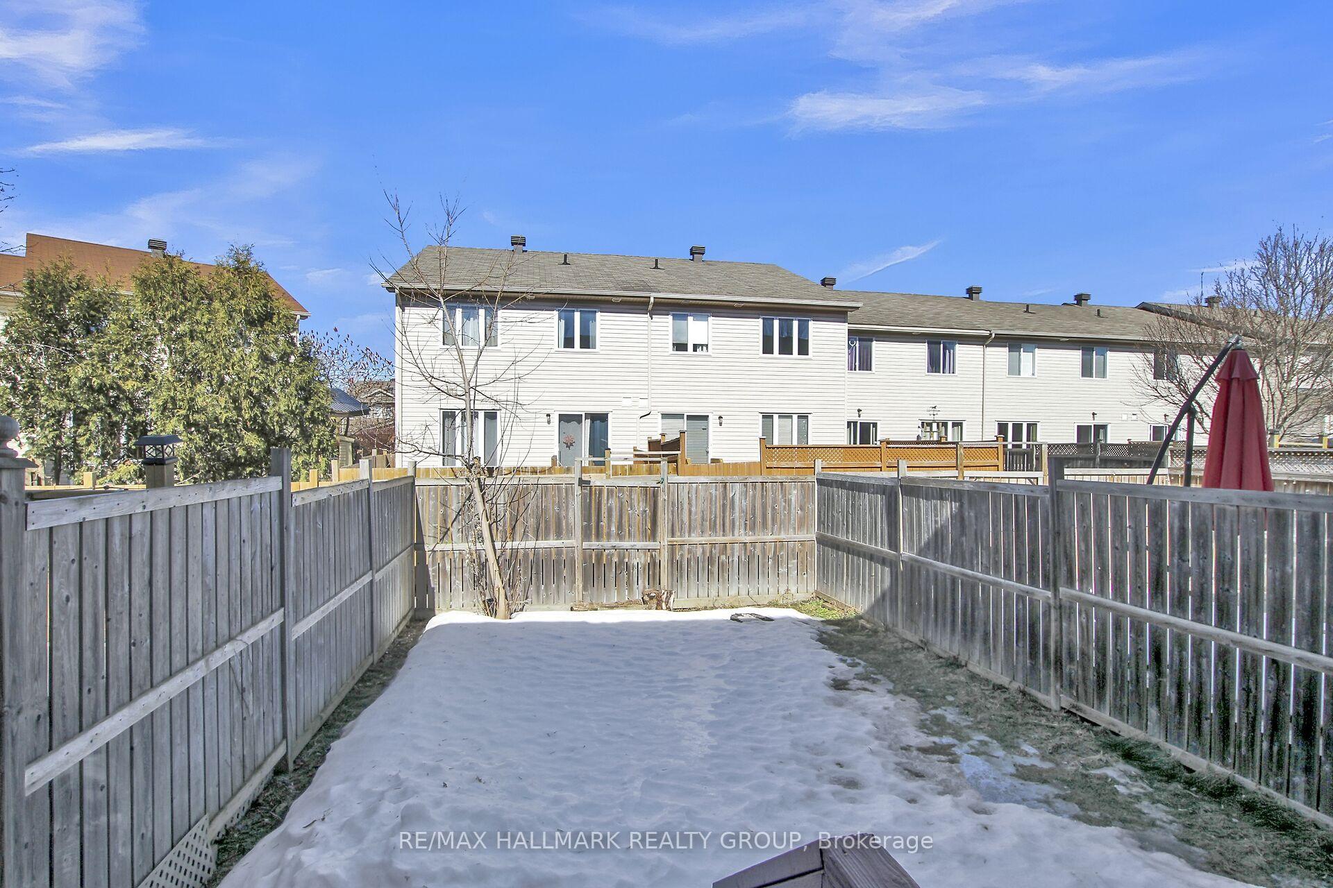 Photo 47 of 553 Aberfoyle Circle N, Ottawa, Kanata - Morgan's Grant/South March — HOMEH