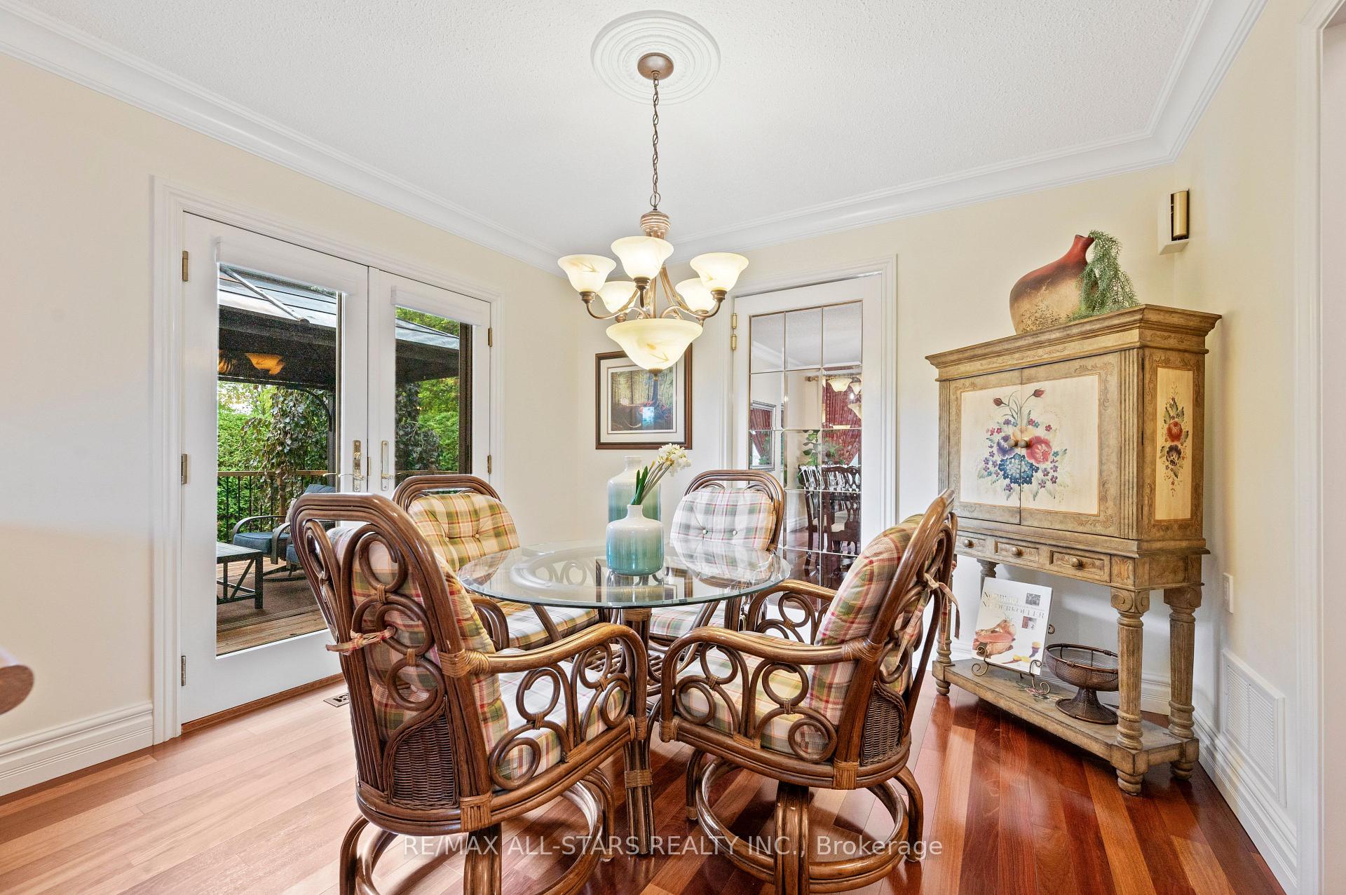 Photo 15 of 603 Village Parkway, Markham, Unionville — HOMEH