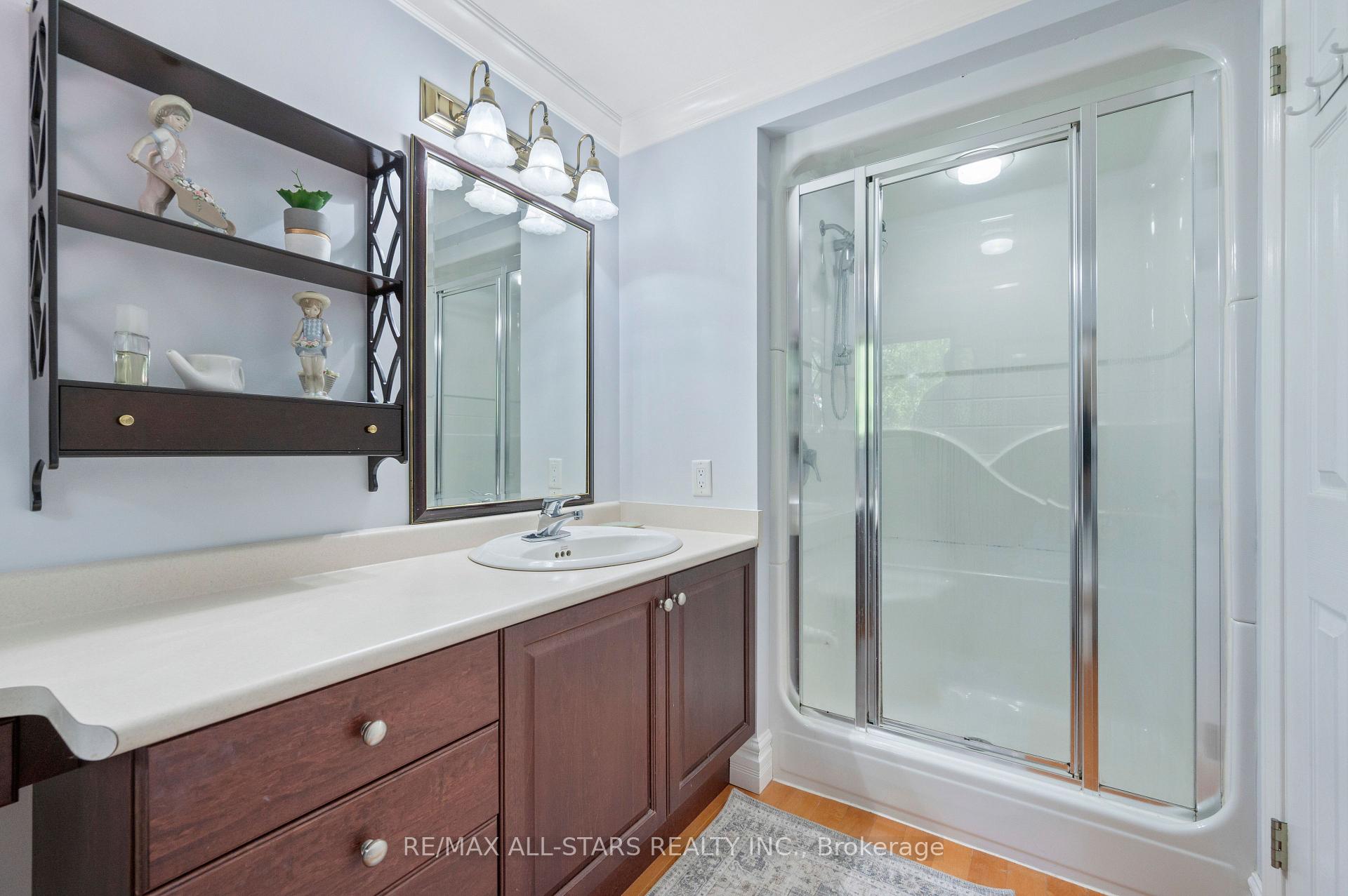 Photo 25 of 603 Village Parkway, Markham, Unionville — HOMEH