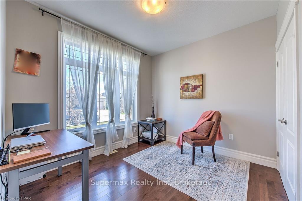 Photo 6 of 119 Calvert Lane, Middlesex Centre, Ilderton — HOMEH
