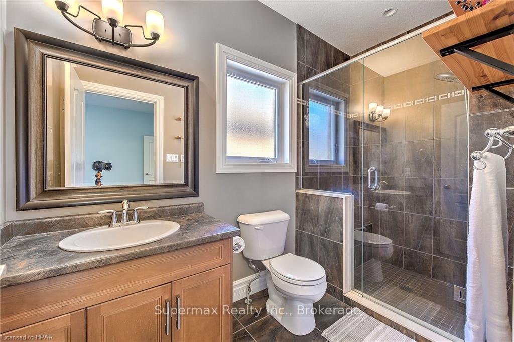 Photo 22 of 119 Calvert Lane, Middlesex Centre, Ilderton — HOMEH