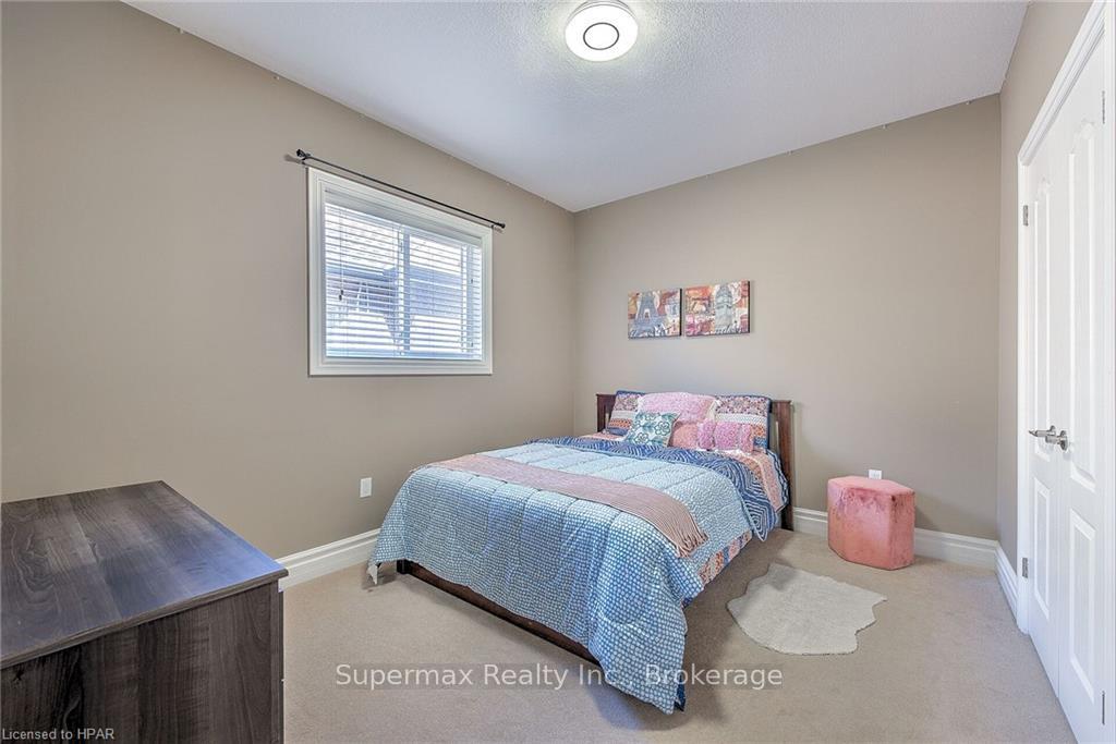 Photo 25 of 119 Calvert Lane, Middlesex Centre, Ilderton — HOMEH