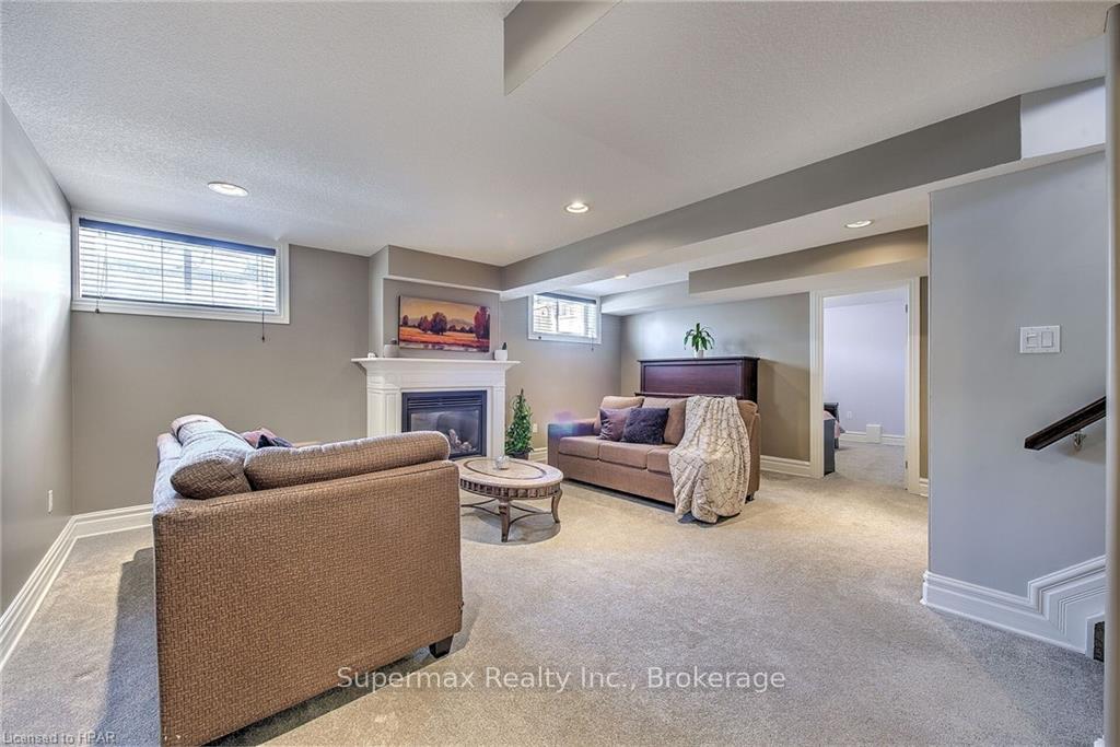 Photo 29 of 119 Calvert Lane, Middlesex Centre, Ilderton — HOMEH