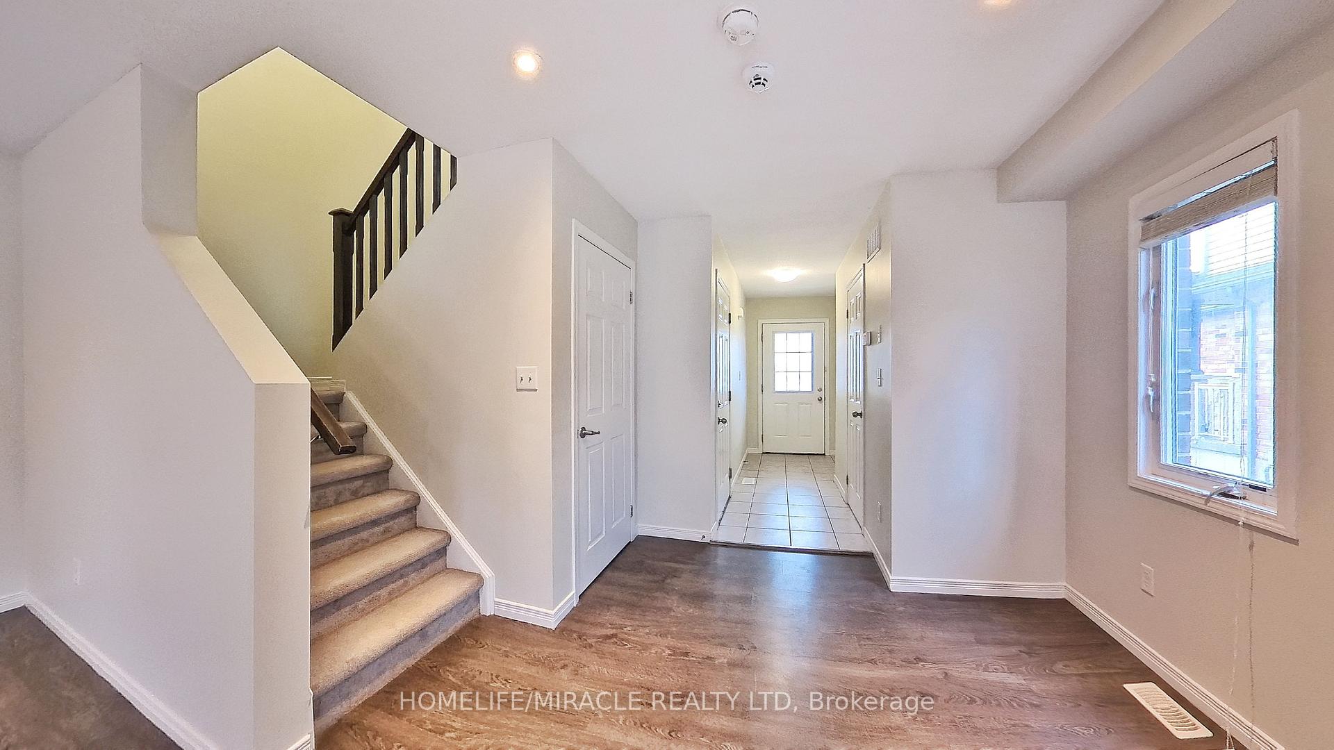 Photo 10 of 58 Meadowridge Street, Kitchener, Doon South — HOMEH