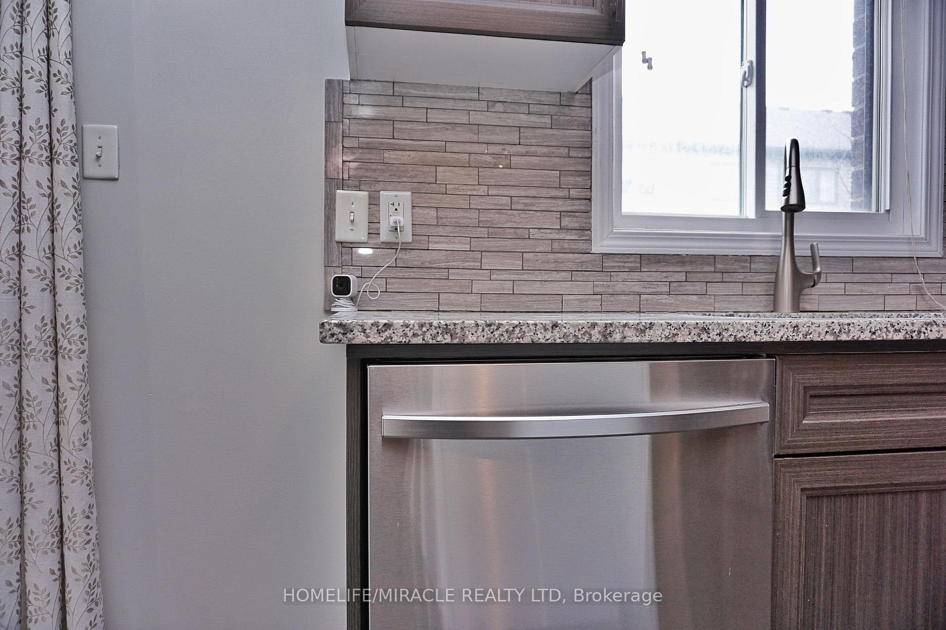 Photo 21 of 58 Meadowridge Street, Kitchener, Doon South — HOMEH