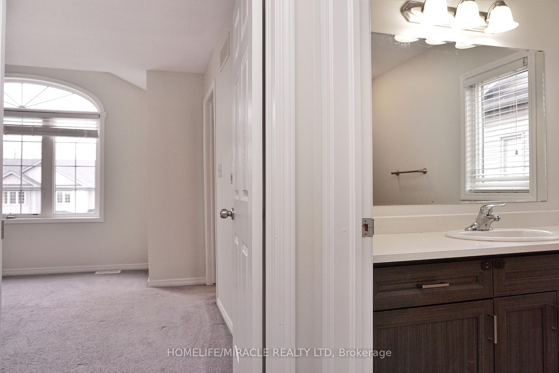Photo 23 of 58 Meadowridge Street, Kitchener, Doon South — HOMEH