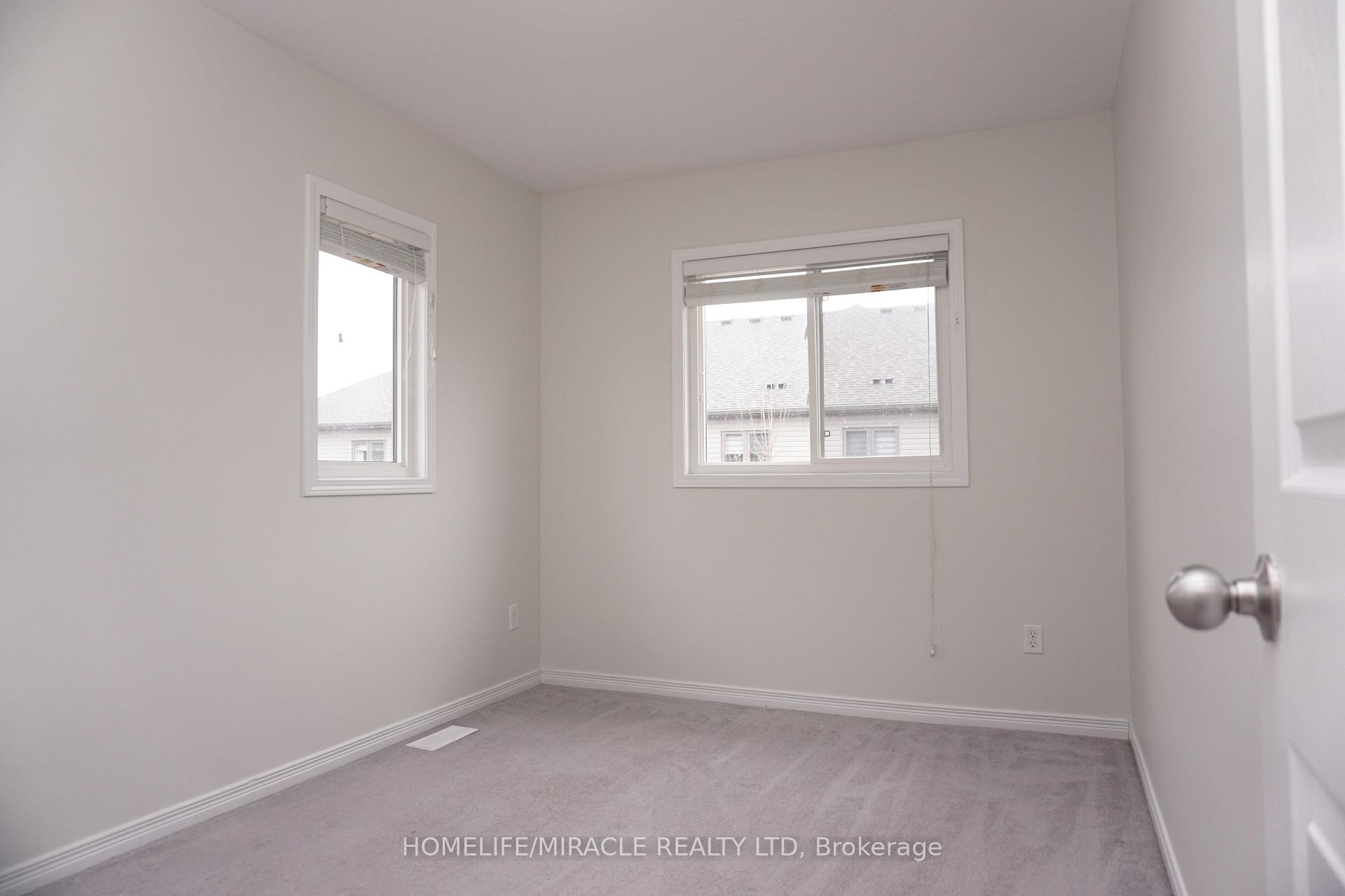 Photo 29 of 58 Meadowridge Street, Kitchener, Doon South — HOMEH