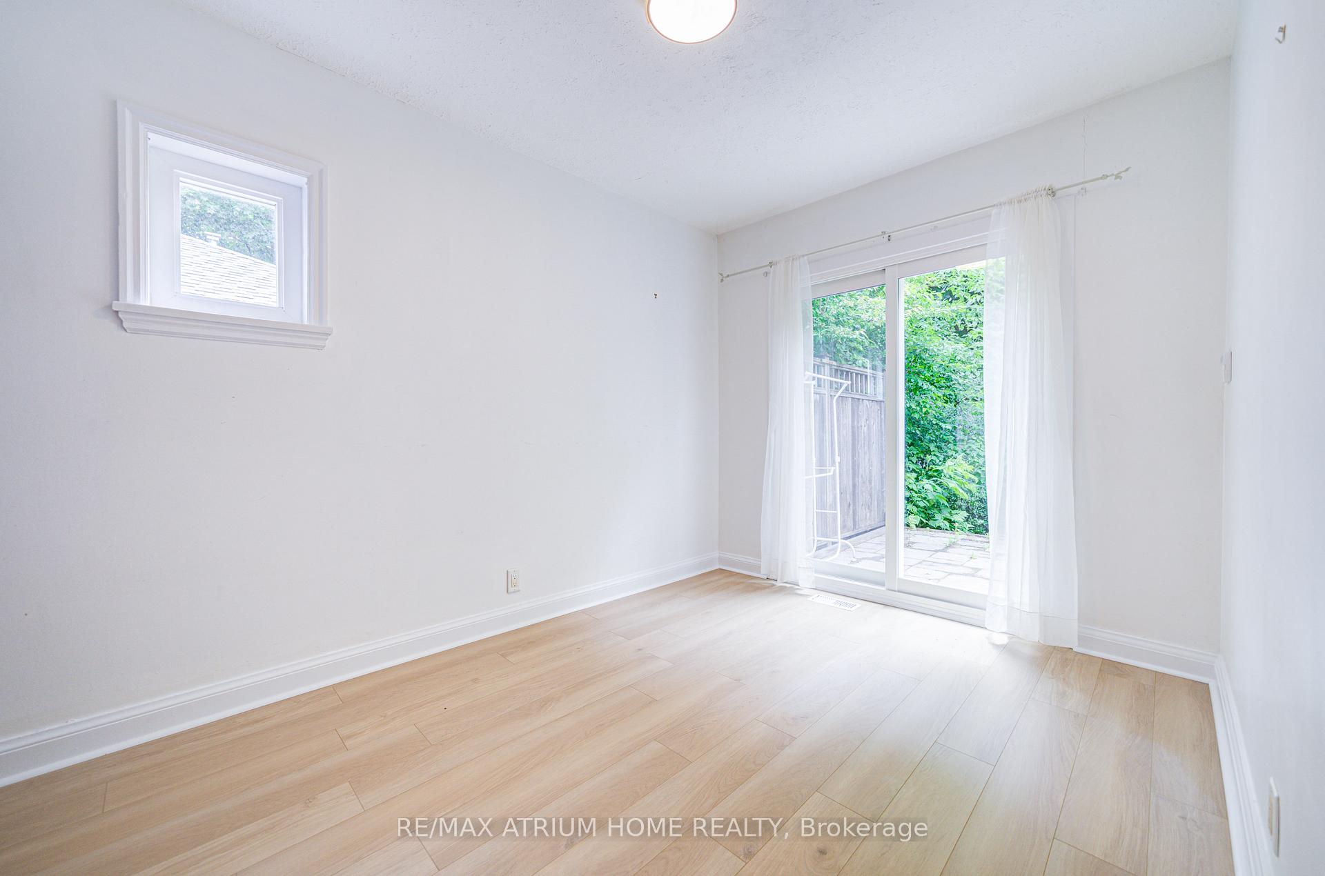 Photo 11 of 45 Woodward Avenue, Markham, Grandview — HOMEH