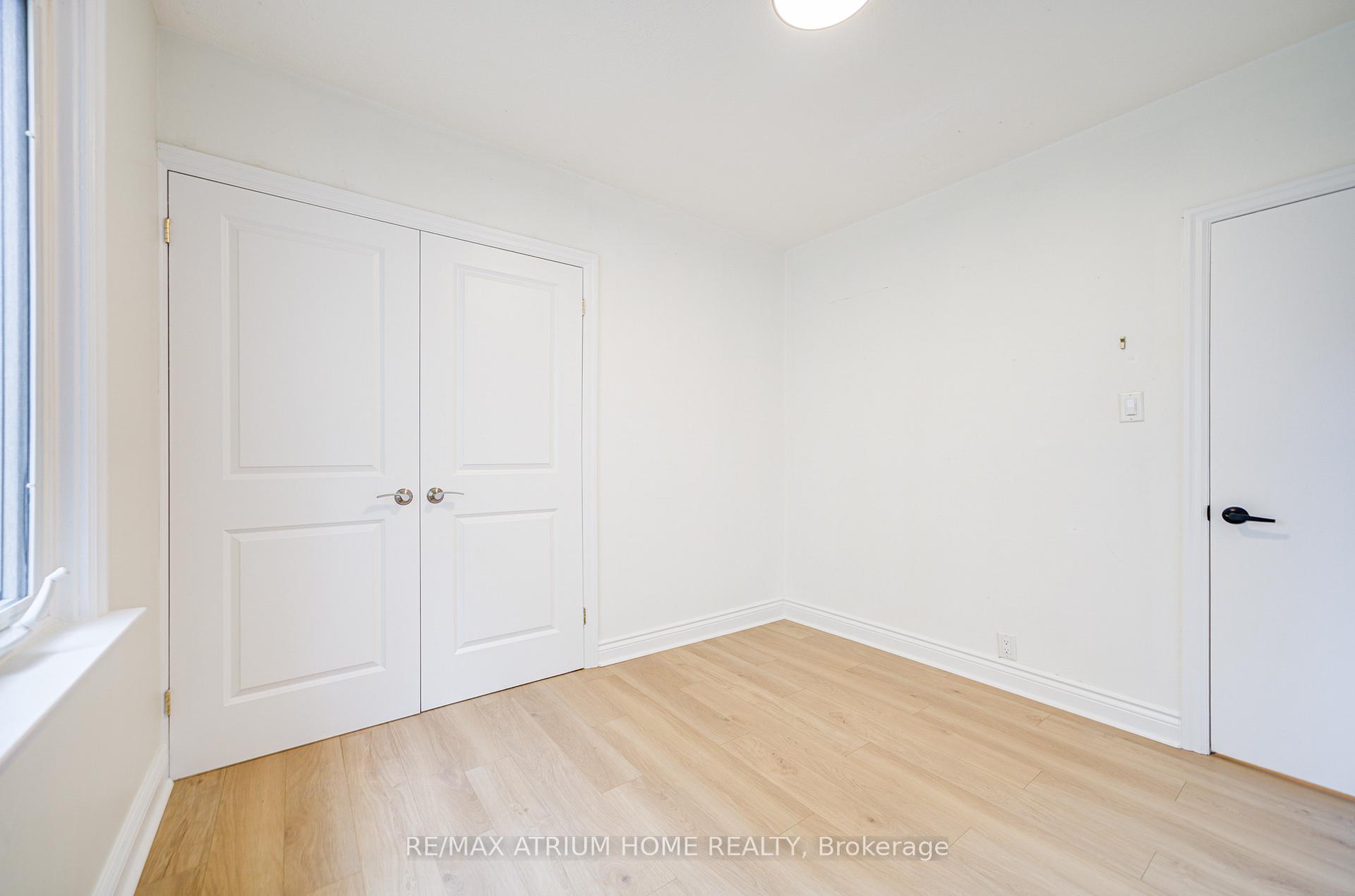 Photo 13 of 45 Woodward Avenue, Markham, Grandview — HOMEH