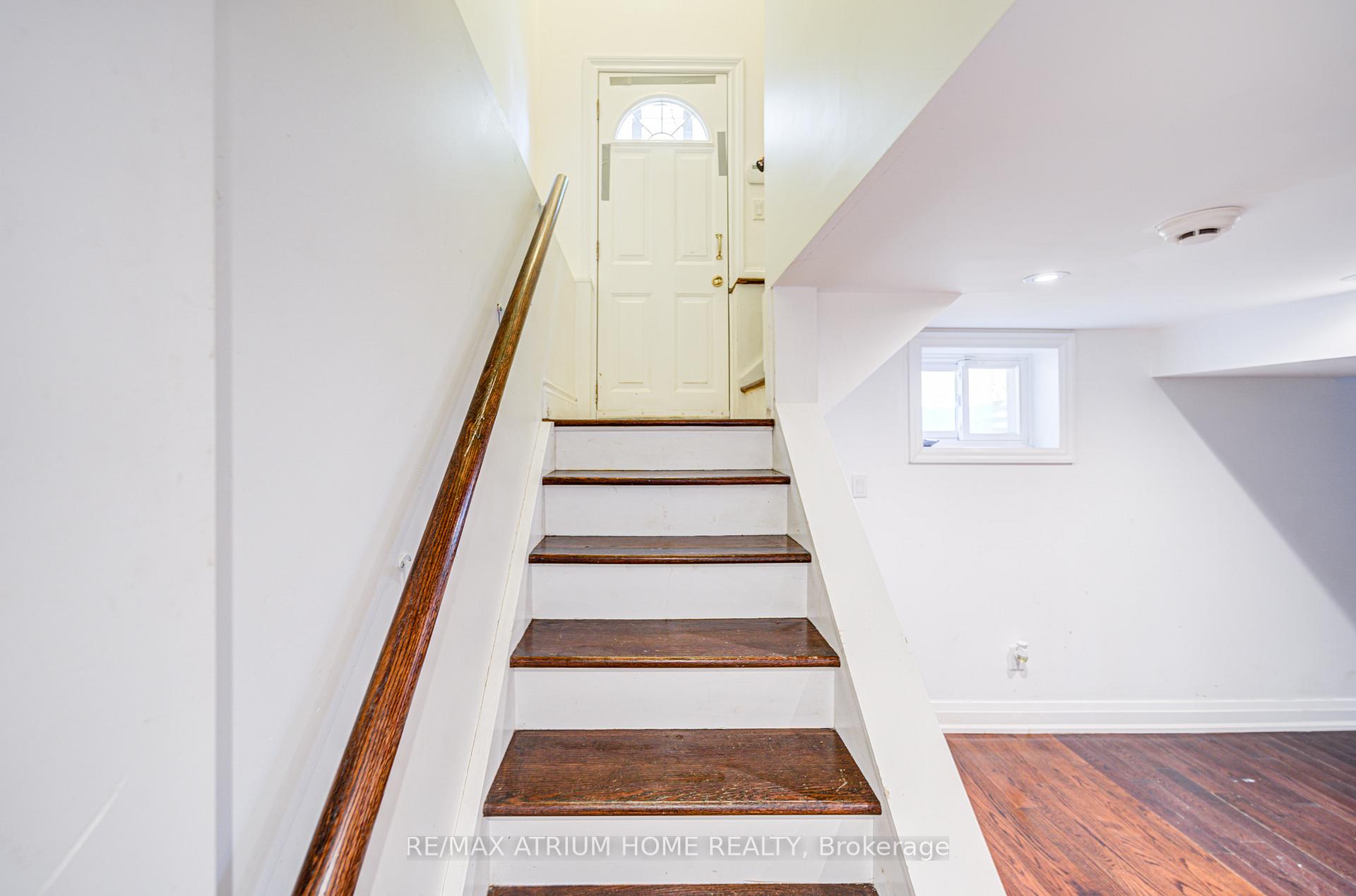 Photo 16 of 45 Woodward Avenue, Markham, Grandview — HOMEH