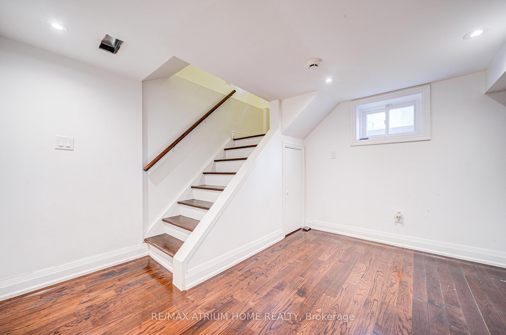 Photo 19 of 45 Woodward Avenue, Markham, Grandview — HOMEH