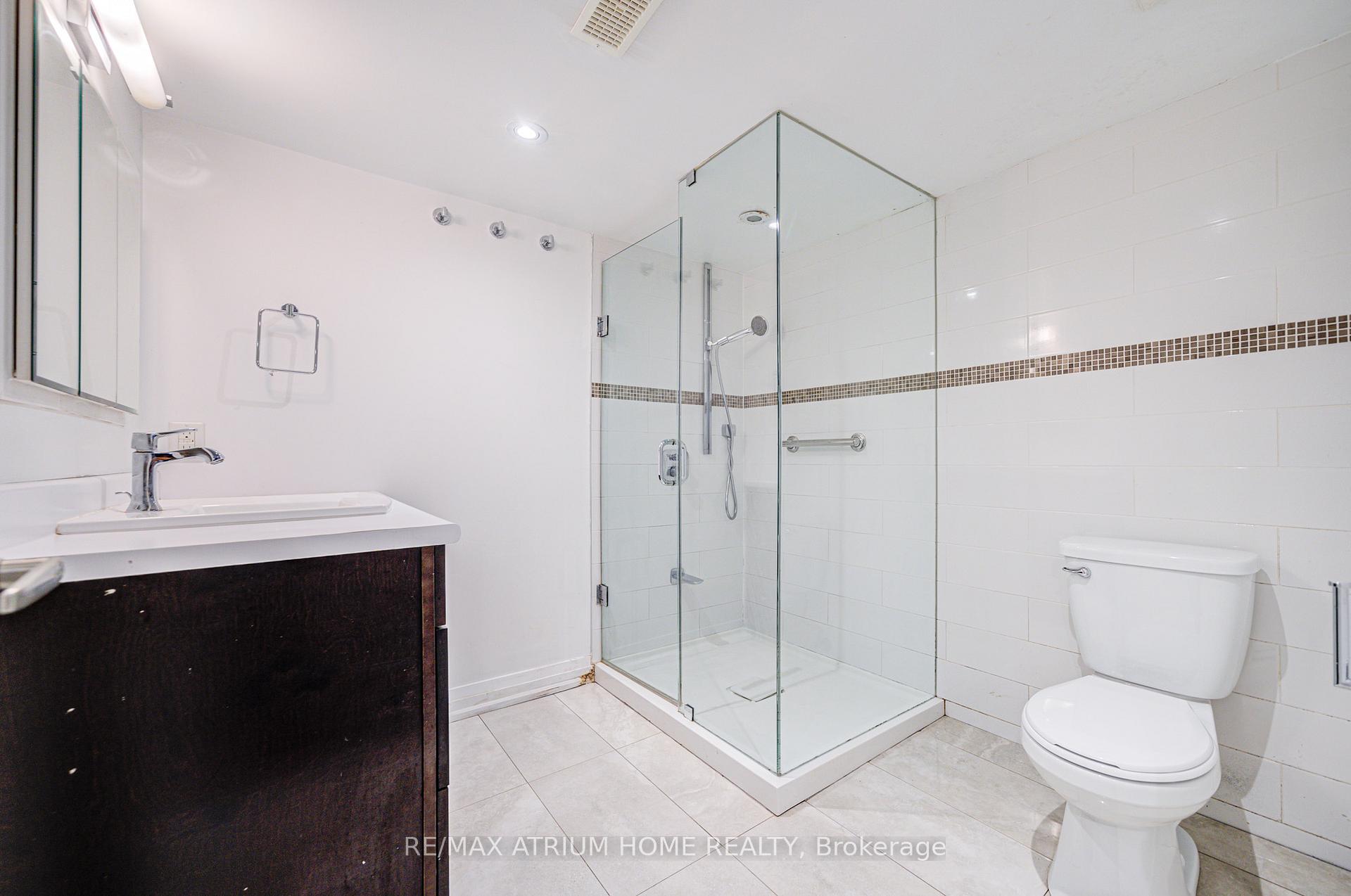 Photo 22 of 45 Woodward Avenue, Markham, Grandview — HOMEH