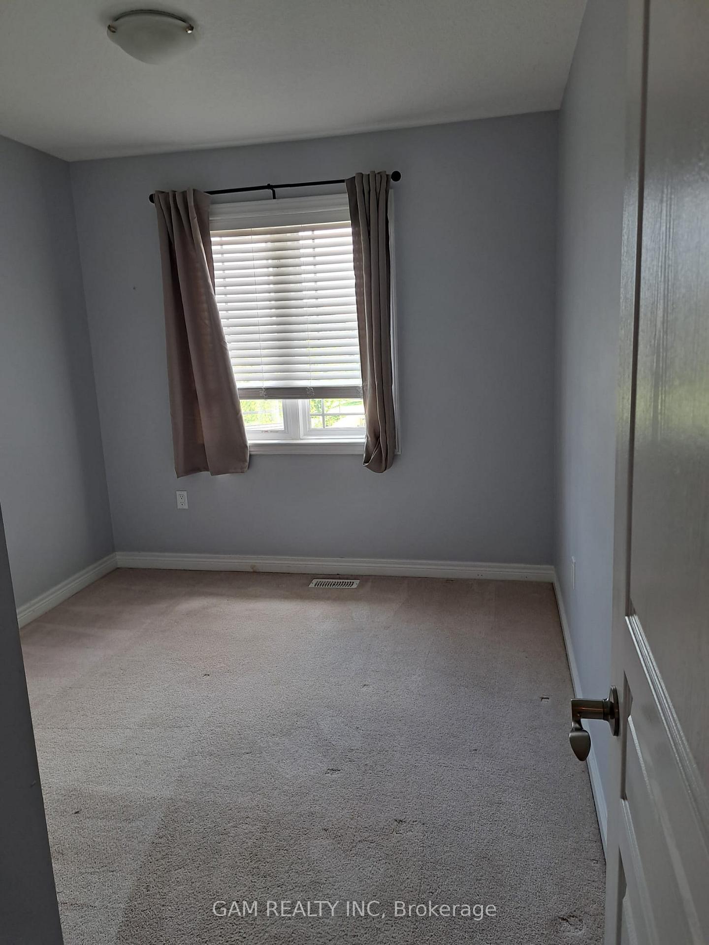 Photo 6 of 10 Laureloak Lane, Hamilton, Hannon — HOMEH