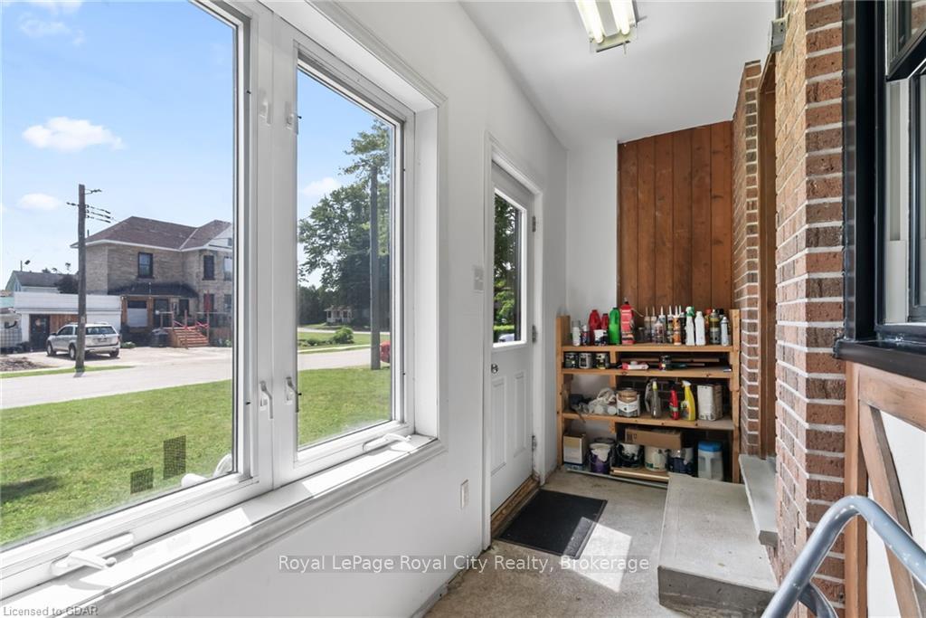 Photo 6 of 25 Pellister Street E, Minto — HOMEH