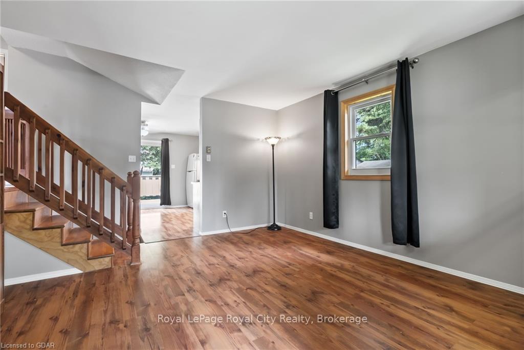 Photo 7 of 25 Pellister Street E, Minto — HOMEH