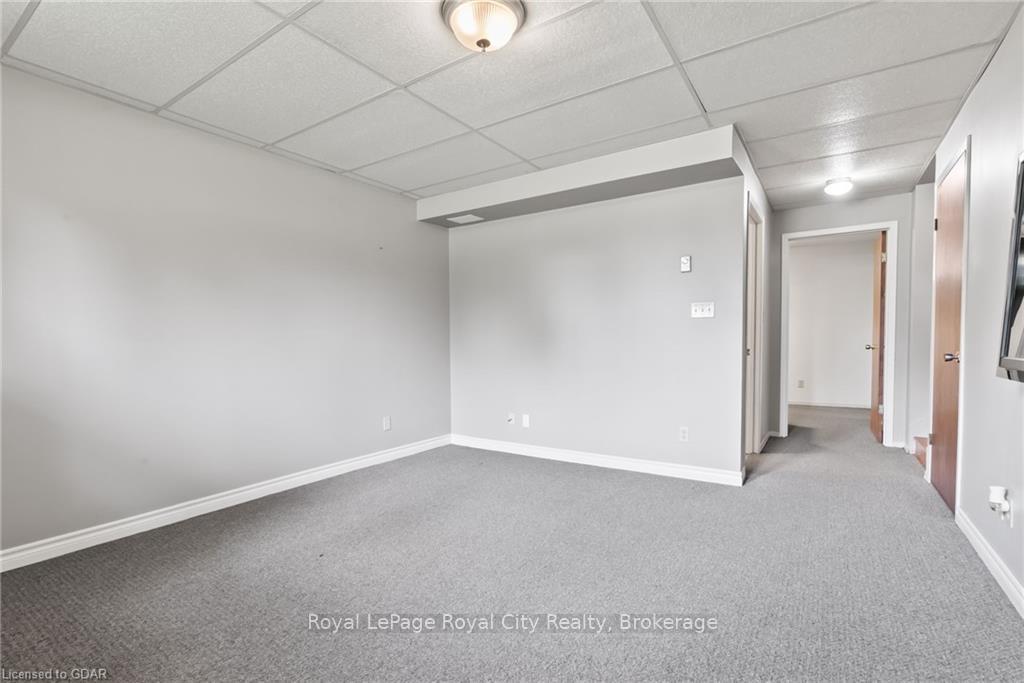 Photo 17 of 25 Pellister Street E, Minto — HOMEH