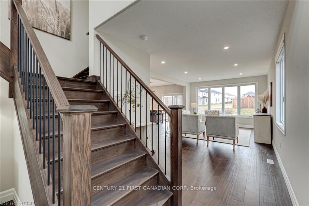 Photo 5 of 124 Basil Crescent, Middlesex Centre, Ilderton — HOMEH