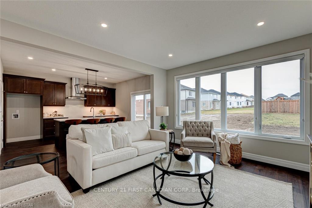 Photo 8 of 124 Basil Crescent, Middlesex Centre, Ilderton — HOMEH
