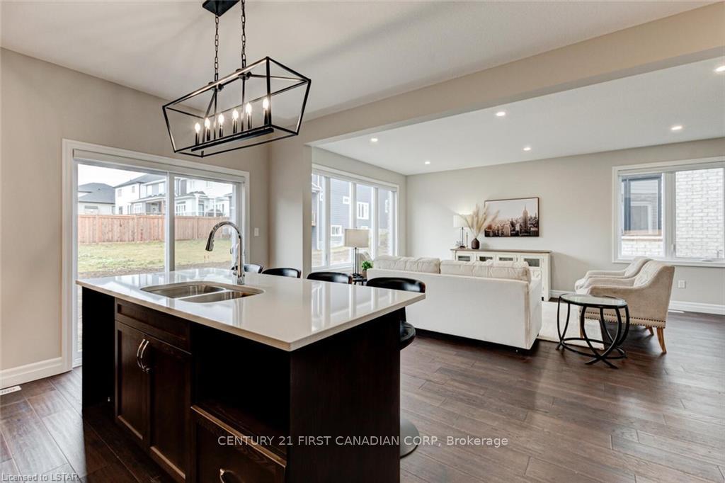 Photo 15 of 124 Basil Crescent, Middlesex Centre, Ilderton — HOMEH