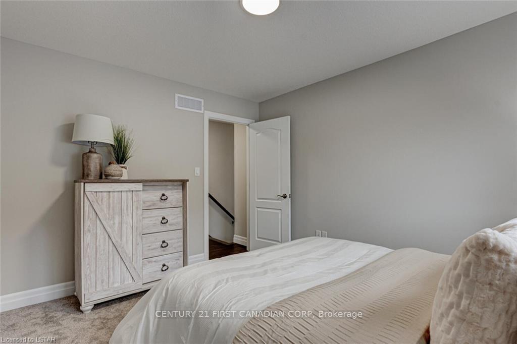Photo 46 of 124 Basil Crescent, Middlesex Centre, Ilderton — HOMEH