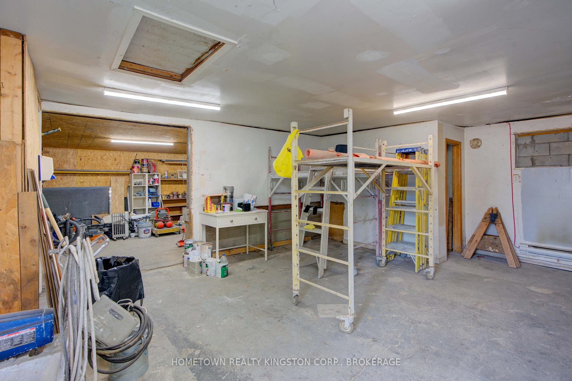 Photo 3 of 41 Hickson Avenue, Kingston, Rideau — HOMEH
