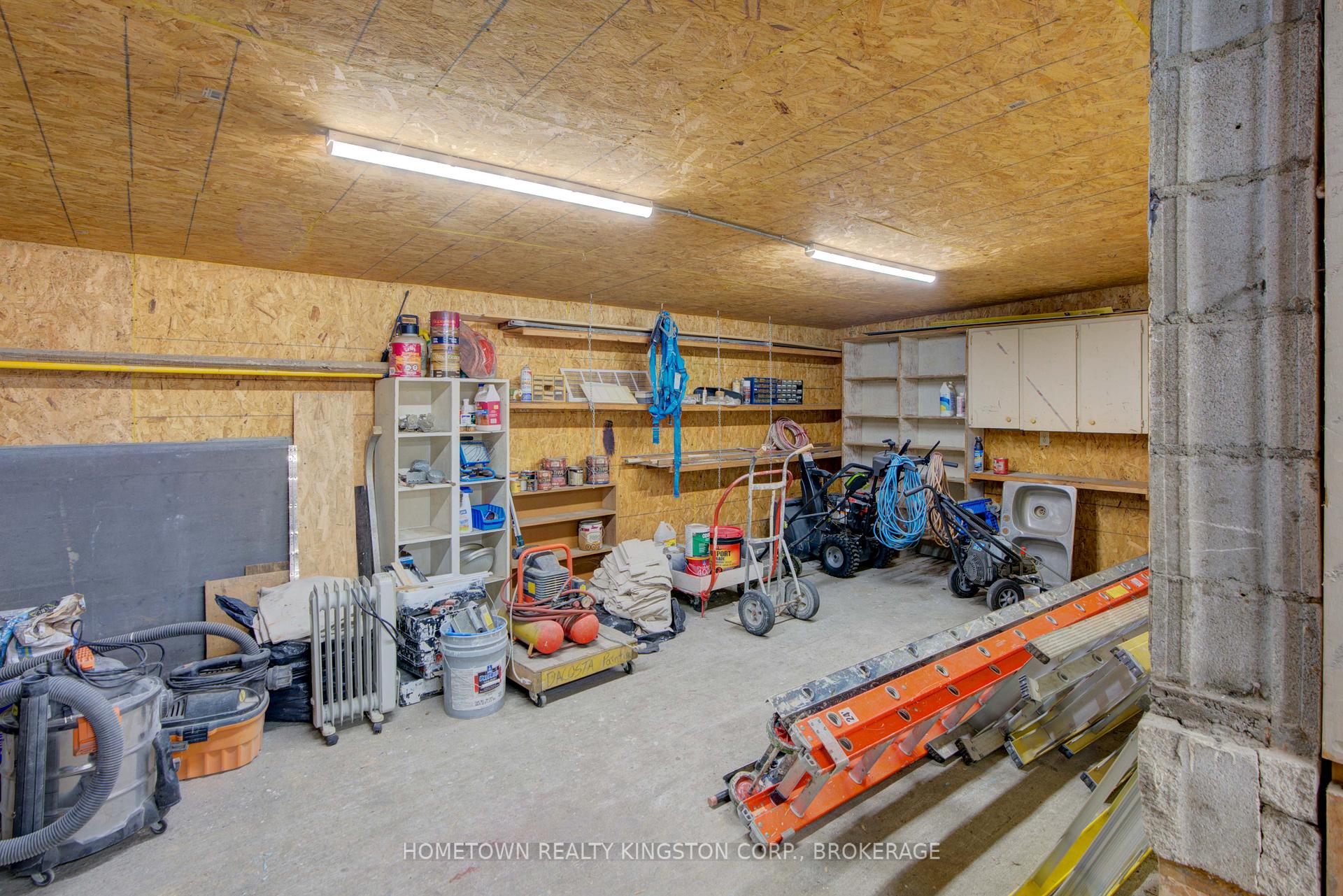 Photo 4 of 41 Hickson Avenue, Kingston, Rideau — HOMEH